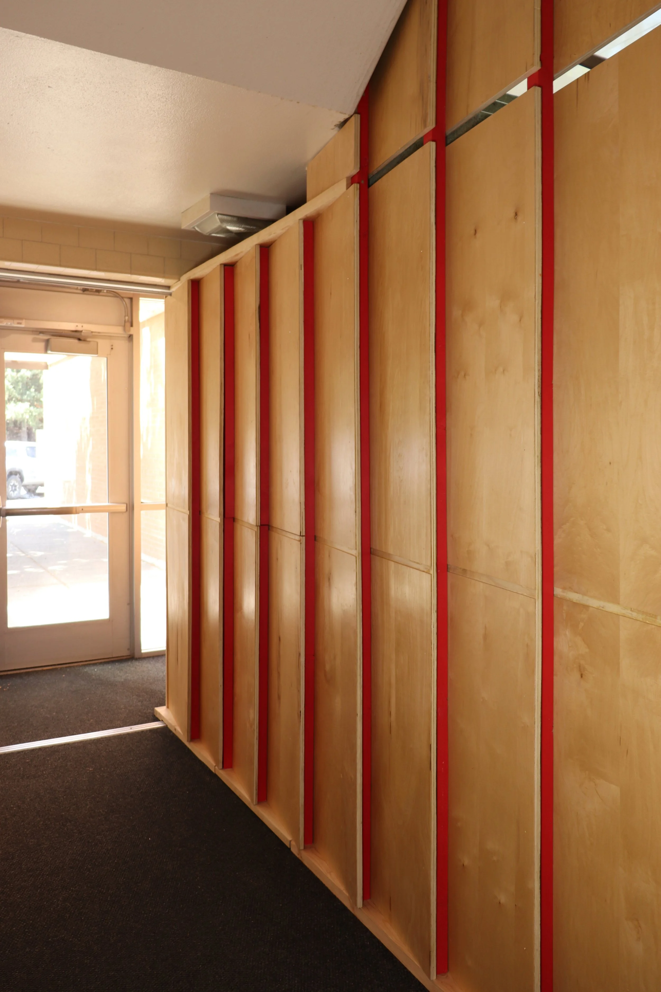 Entry wall closed.jpg