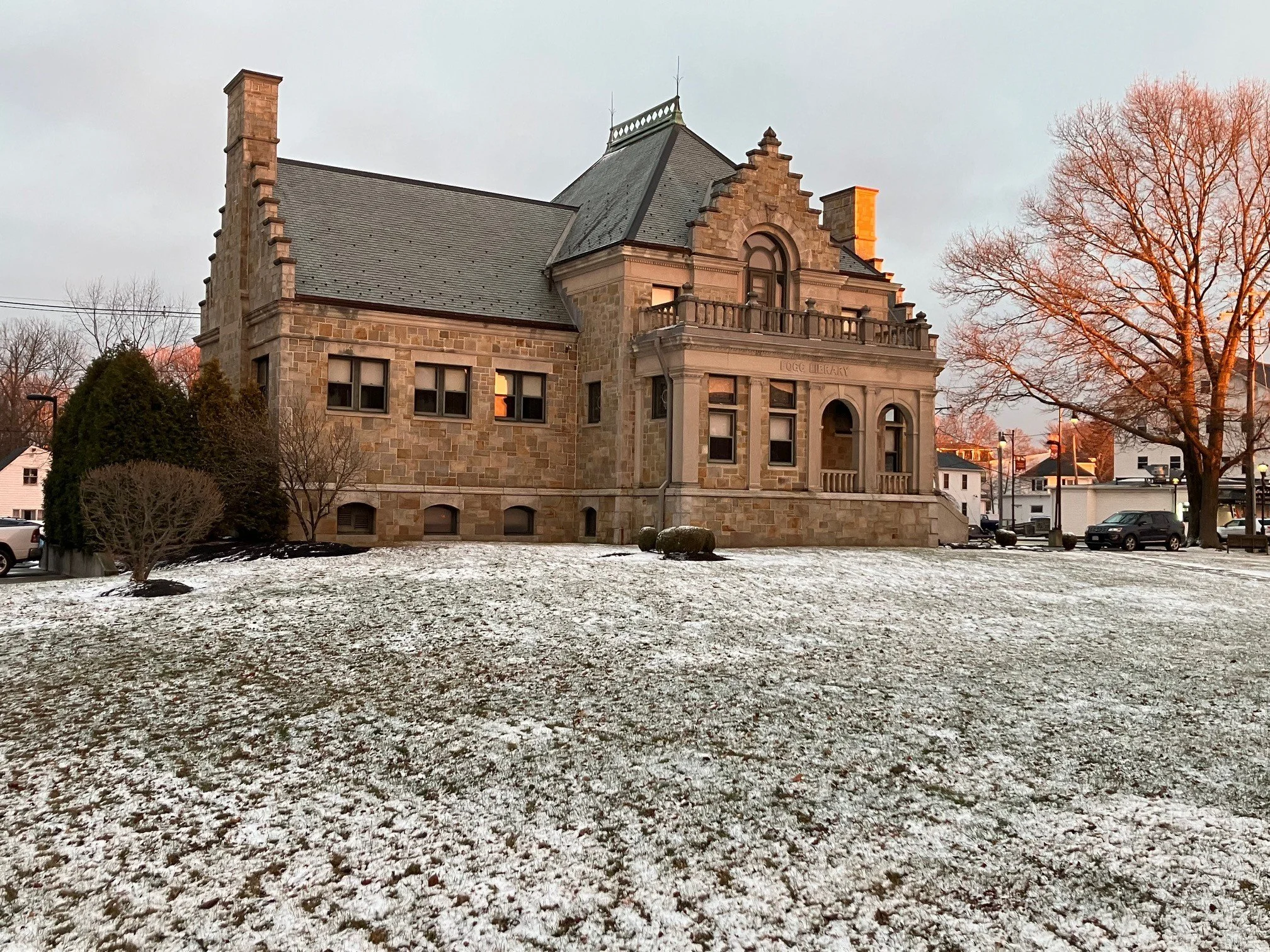 Town of Weymouth Receives New Computers for Fogg Library Through State Grant