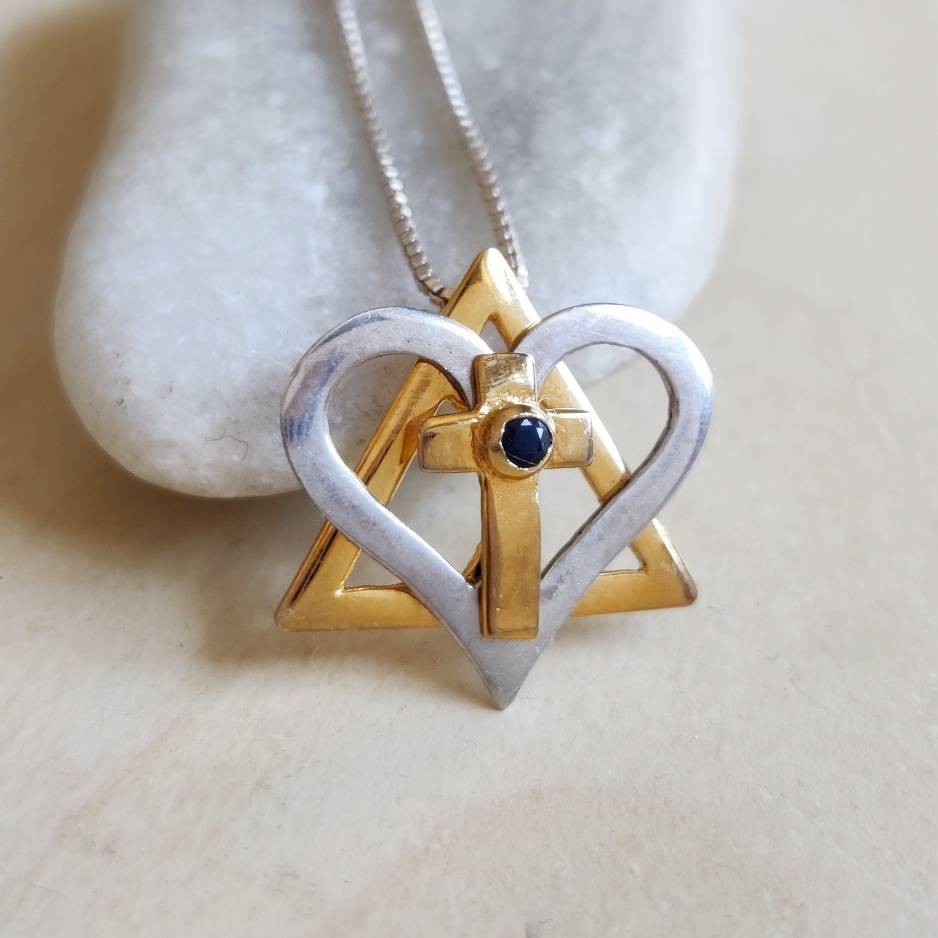 https://i.etsystatic.com/5256414/r/il/fc1370/3343426184/il_fullxfull.3343426184_1sxn.jpg