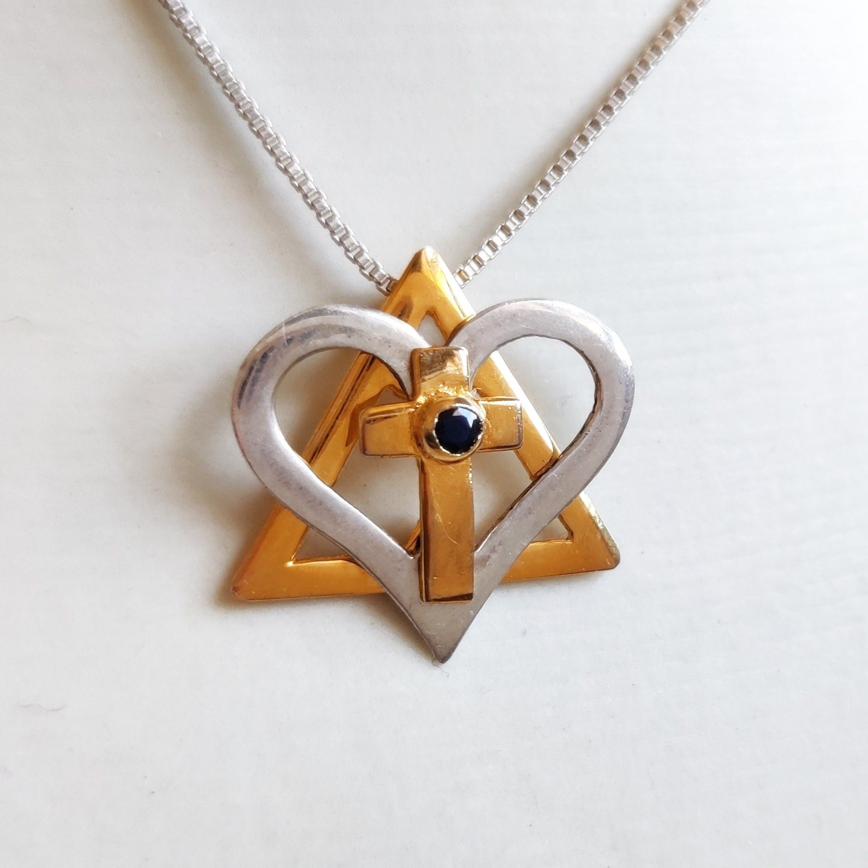 https://i.etsystatic.com/5256414/r/il/cc6b1e/3343426292/il_fullxfull.3343426292_d0xz.jpg