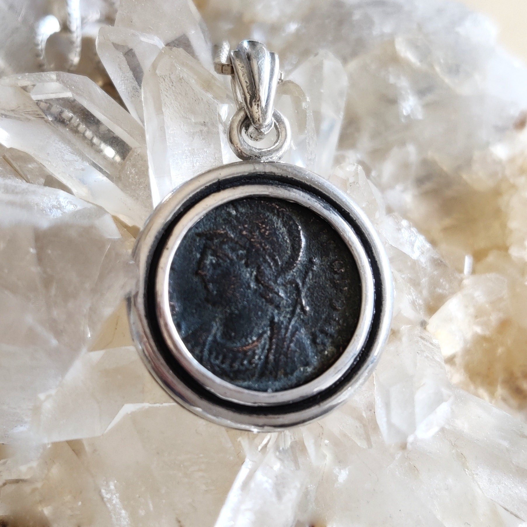 https://i.etsystatic.com/5256414/r/il/32e388/4338096449/il_fullxfull.4338096449_b6cq.jpg