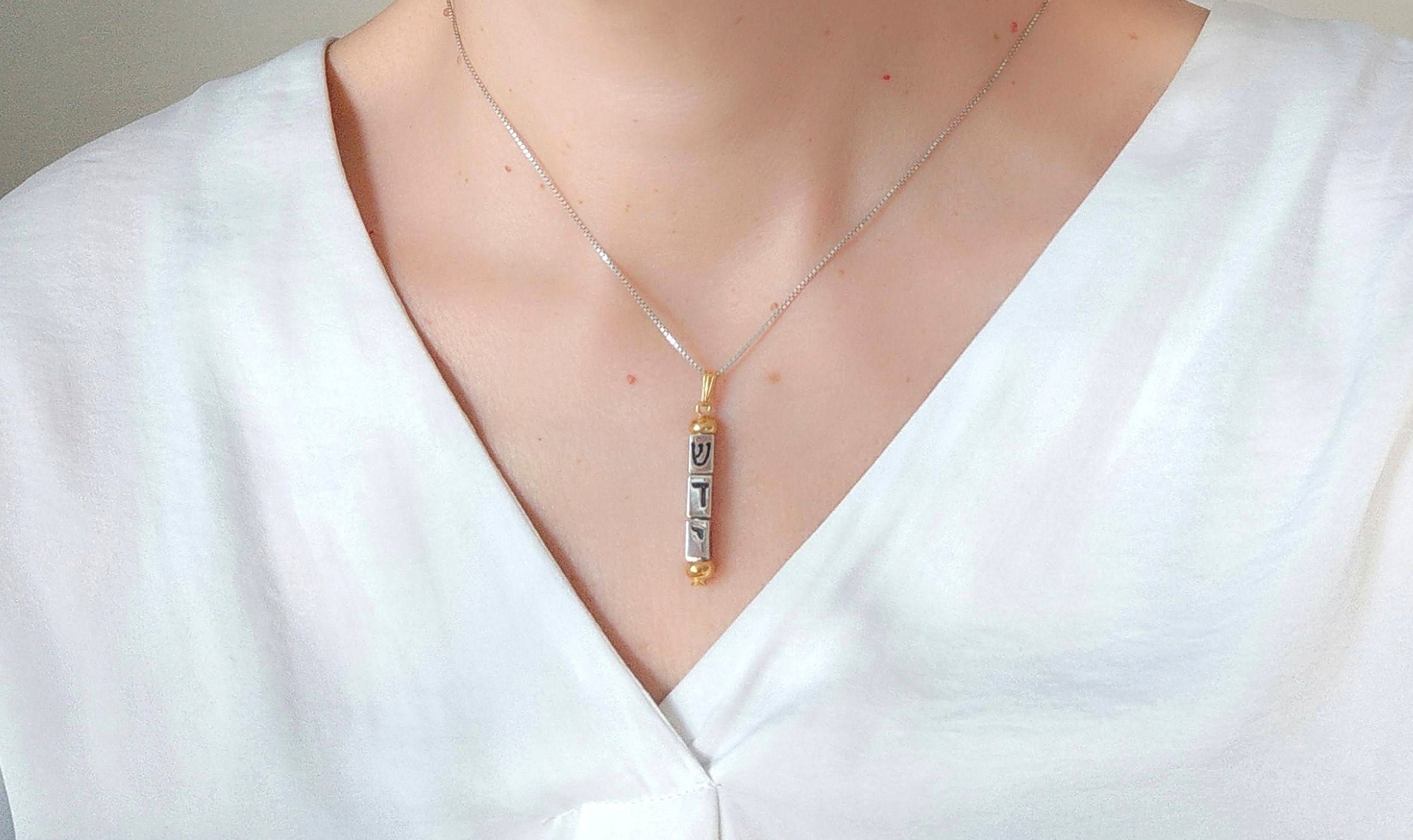 https://i.etsystatic.com/5256414/r/il/cfcfc2/3236563588/il_fullxfull.3236563588_cf85.jpg