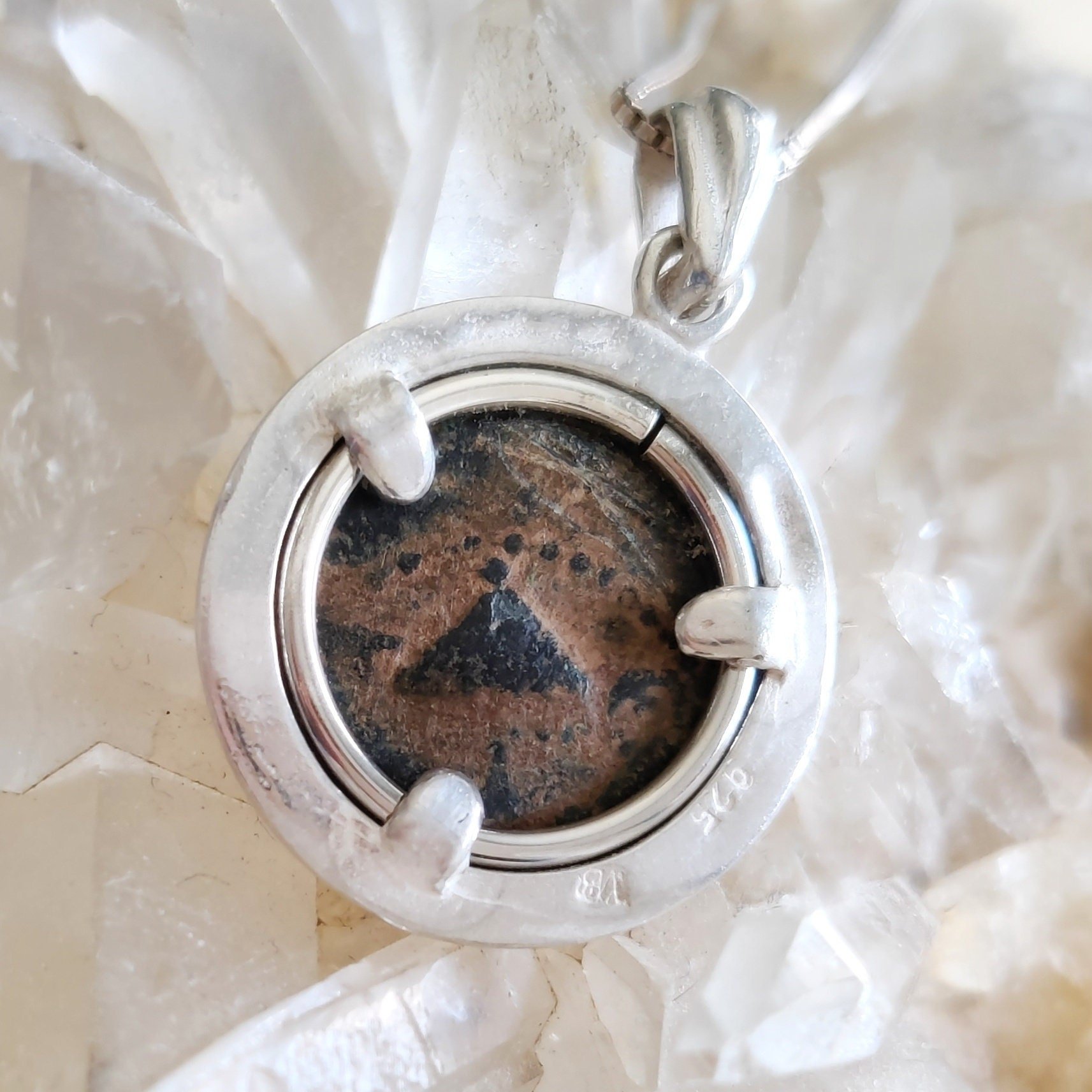 https://i.etsystatic.com/5256414/r/il/cd968a/3835540428/il_fullxfull.3835540428_107m.jpg