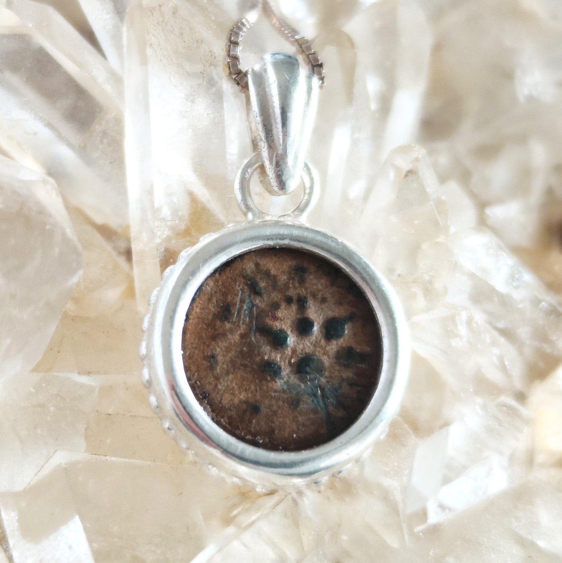 https://i.etsystatic.com/5256414/r/il/f23b5a/5954522984/il_fullxfull.5954522984_6kqr.jpg