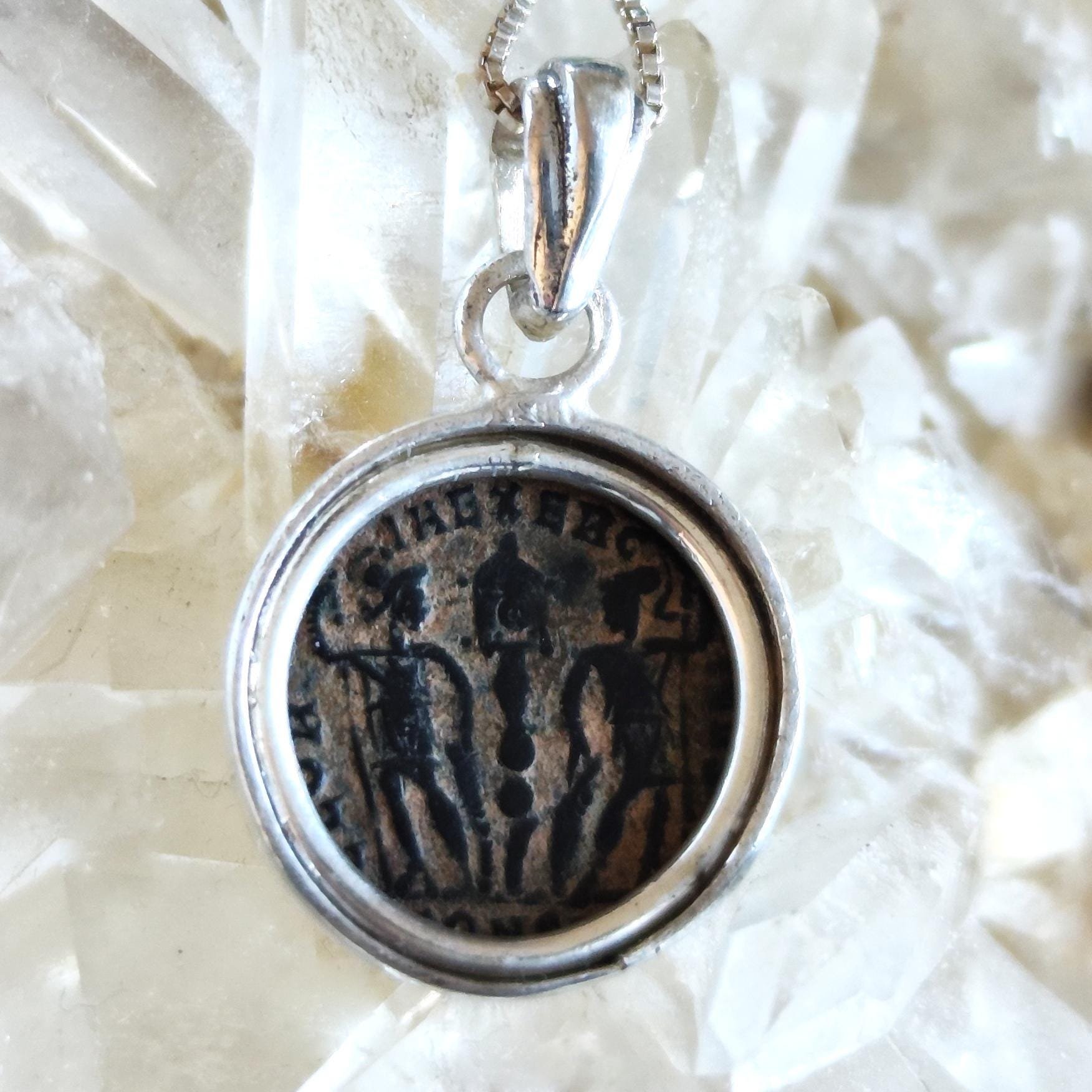 https://i.etsystatic.com/5256414/r/il/64e6da/6569081155/il_fullxfull.6569081155_no69.jpg