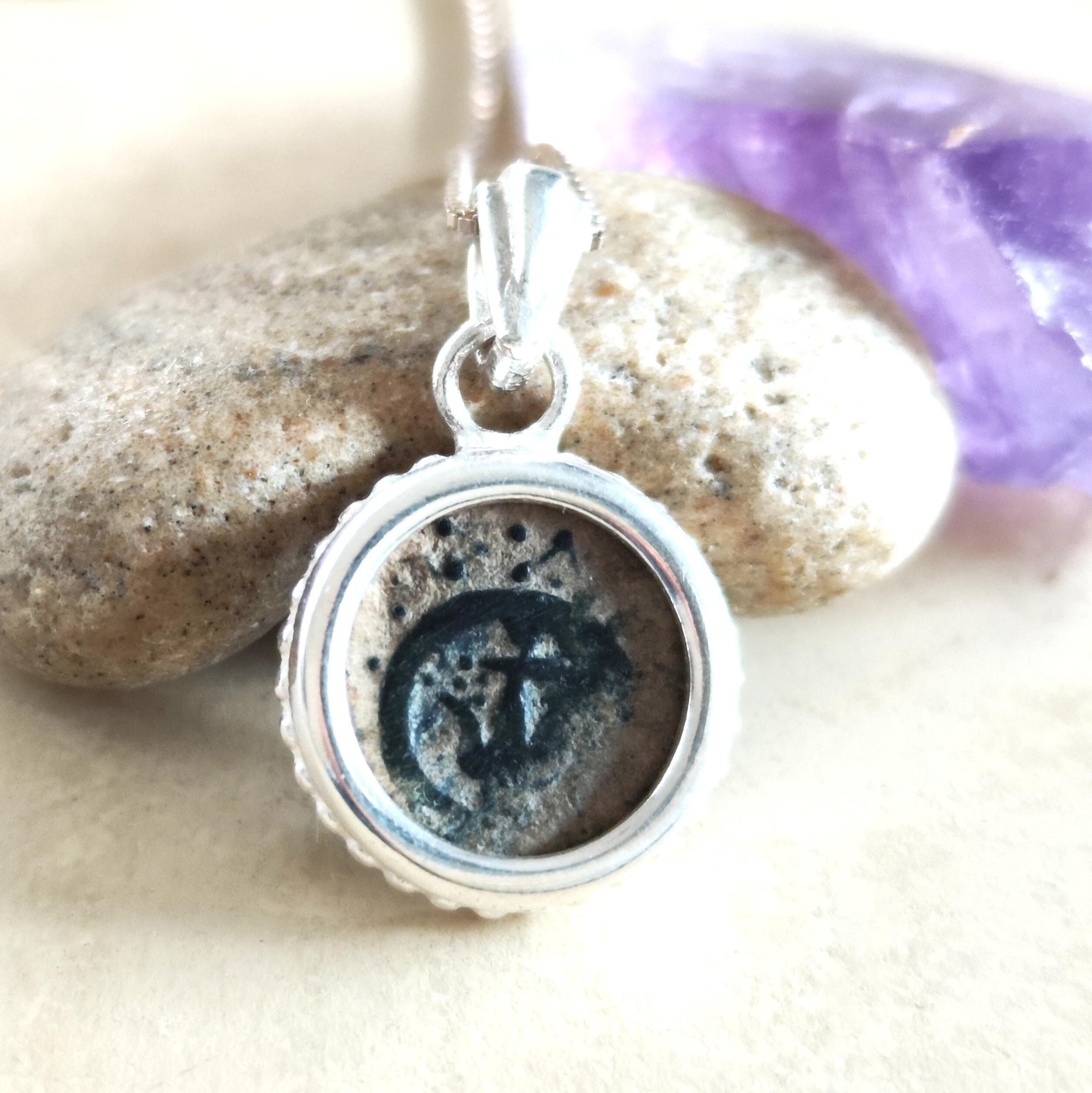 https://i.etsystatic.com/5256414/r/il/d22f4f/6657769967/il_fullxfull.6657769967_mpfp.jpg