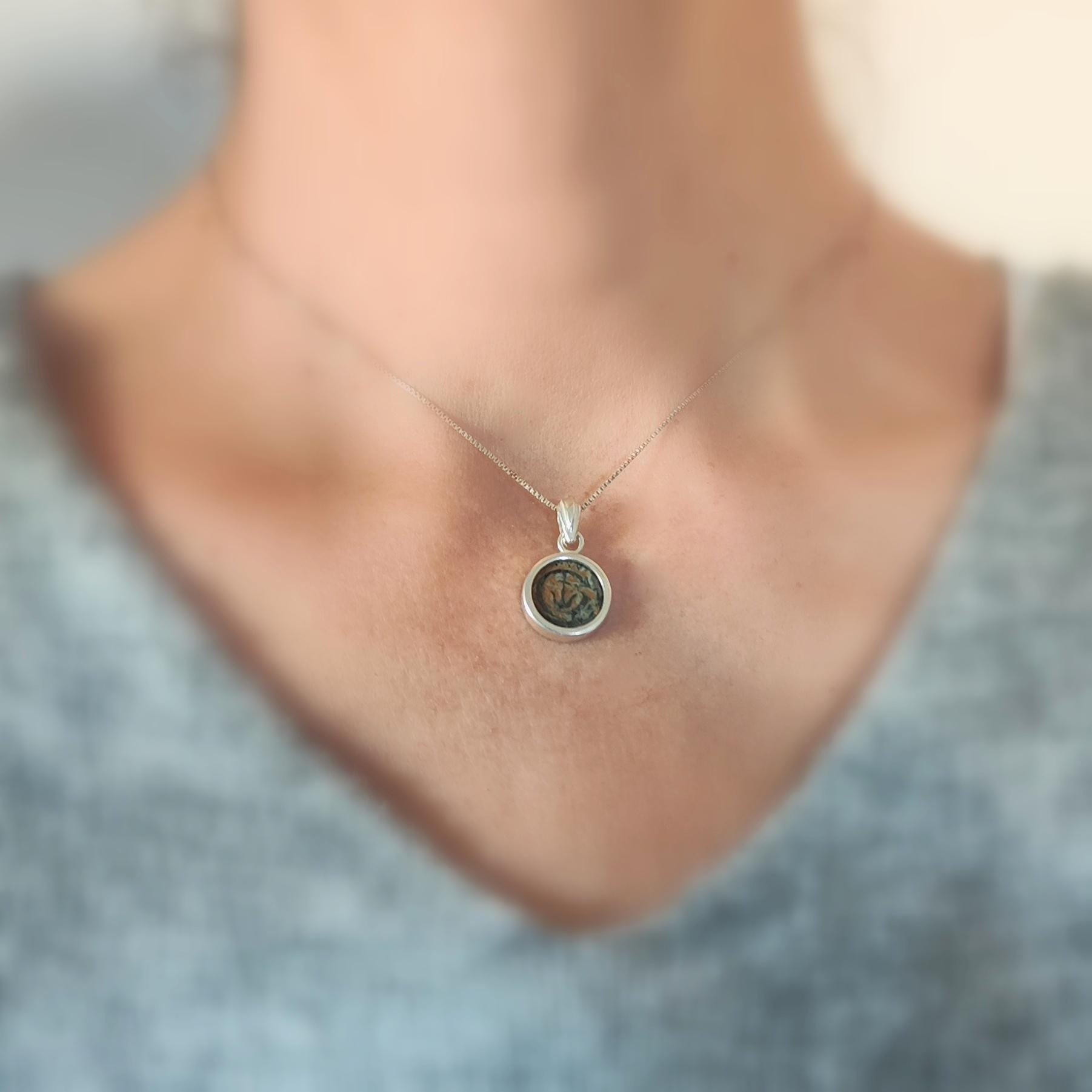 https://i.etsystatic.com/5256414/r/il/a8a70c/6509776862/il_fullxfull.6509776862_6ave.jpg