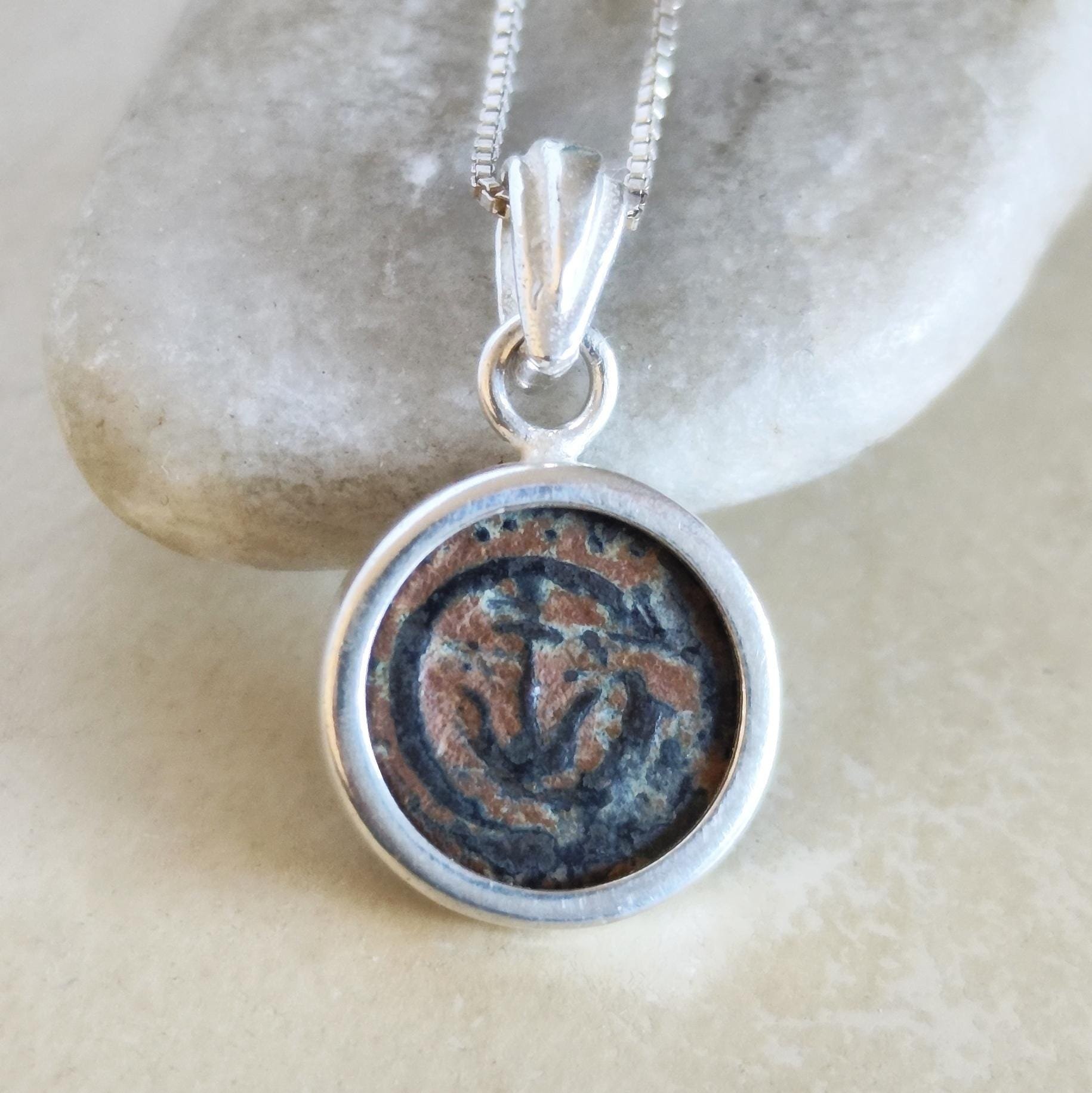 https://i.etsystatic.com/5256414/r/il/221655/6557906947/il_fullxfull.6557906947_m69j.jpg