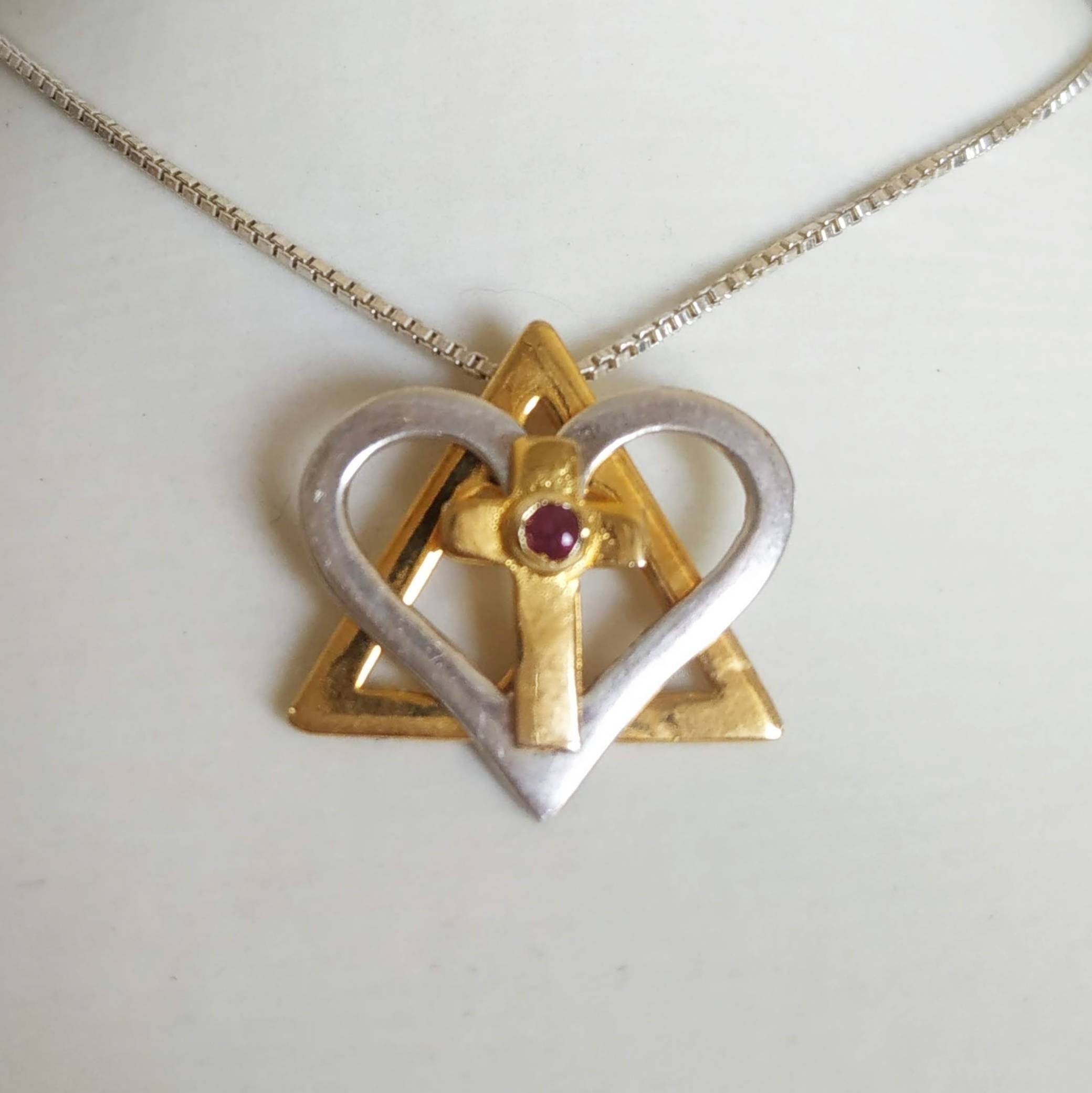https://i.etsystatic.com/5256414/r/il/5c1b4f/3259543541/il_fullxfull.3259543541_o3sb.jpg