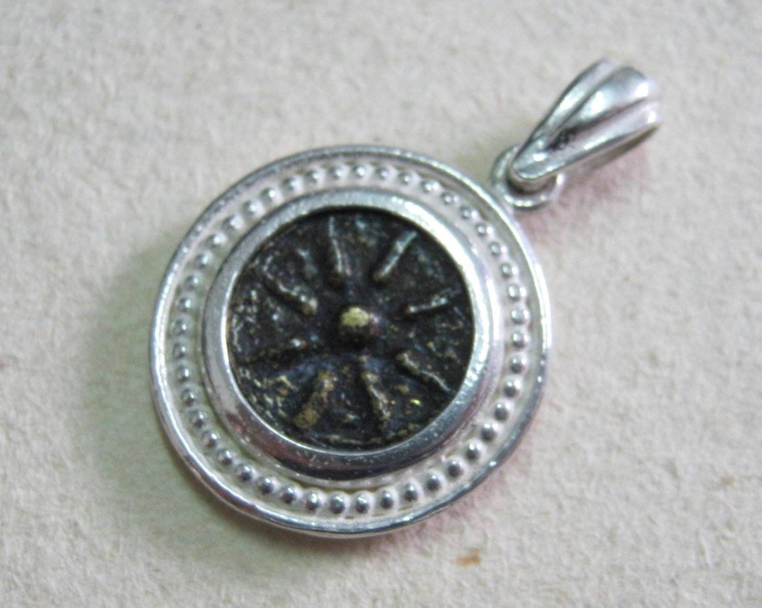 https://i.etsystatic.com/5256414/r/il/88fa9a/755670516/il_fullxfull.755670516_e9tn.jpg