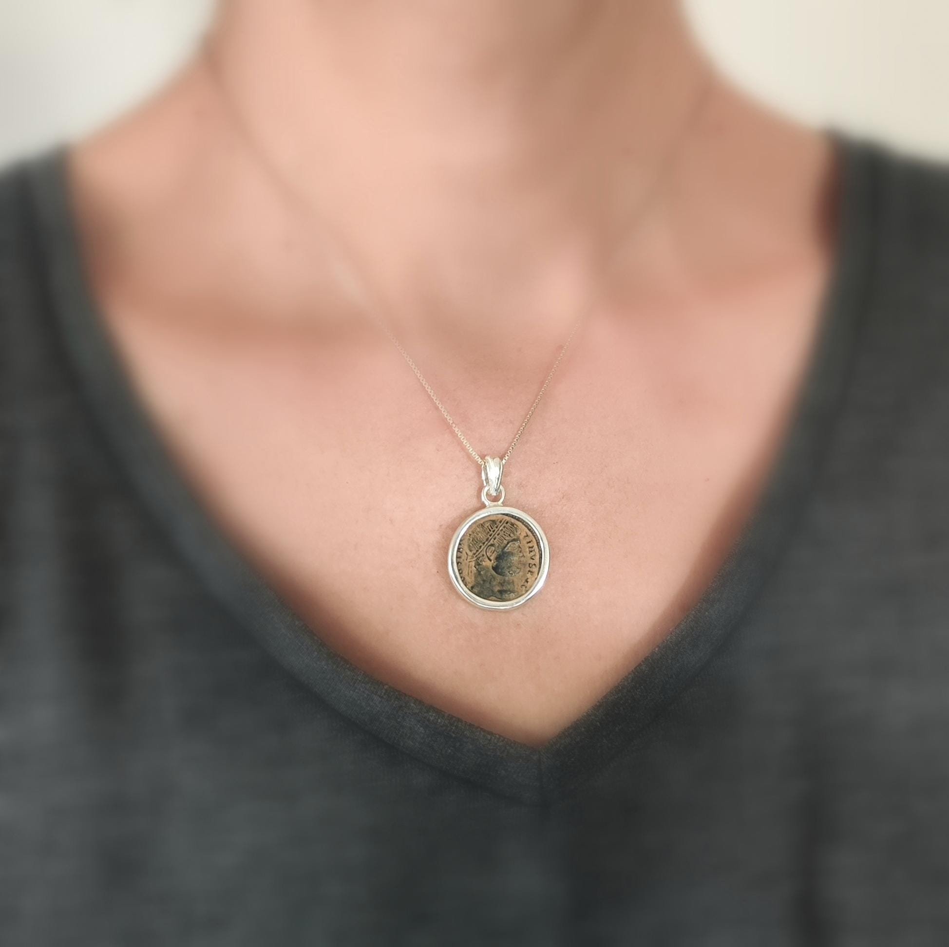 https://i.etsystatic.com/5256414/r/il/adb08a/6487225305/il_fullxfull.6487225305_s72i.jpg
