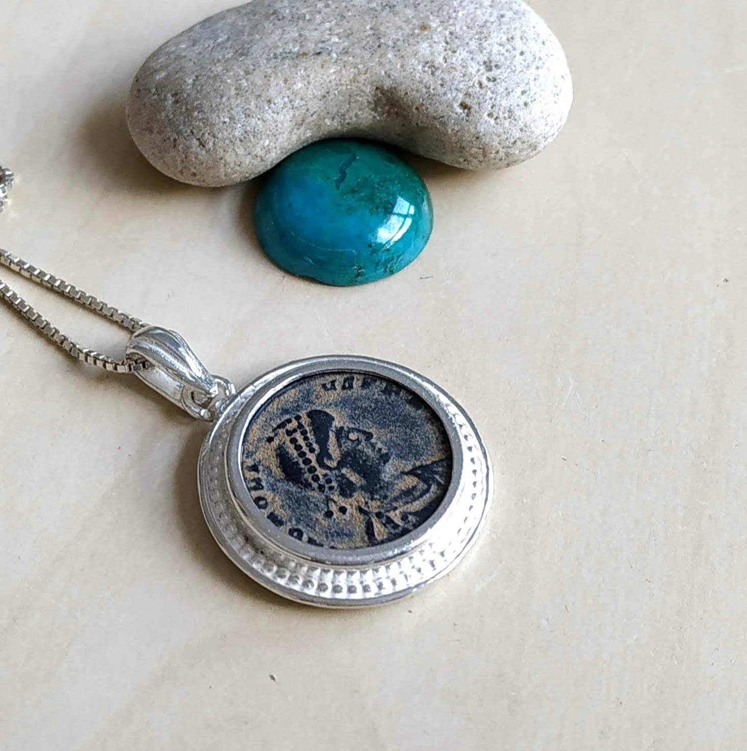 https://i.etsystatic.com/5256414/r/il/5d5f89/2746410355/il_fullxfull.2746410355_jysl.jpg