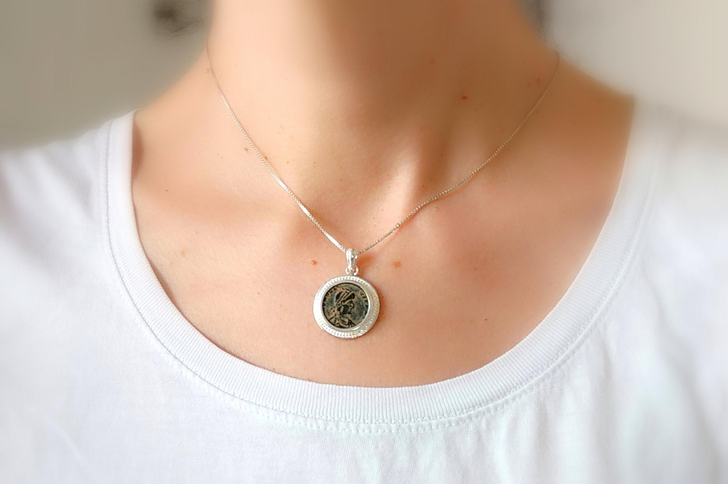 https://i.etsystatic.com/5256414/r/il/3bf5ca/2746410429/il_fullxfull.2746410429_pbaw.jpg