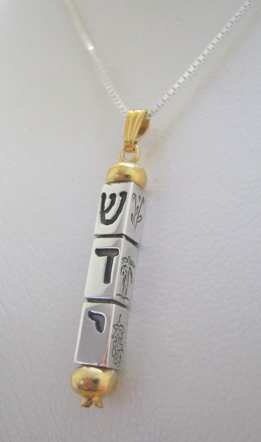 https://i.etsystatic.com/5256414/r/il/f8f367/372642356/il_fullxfull.372642356_n05o.jpg
