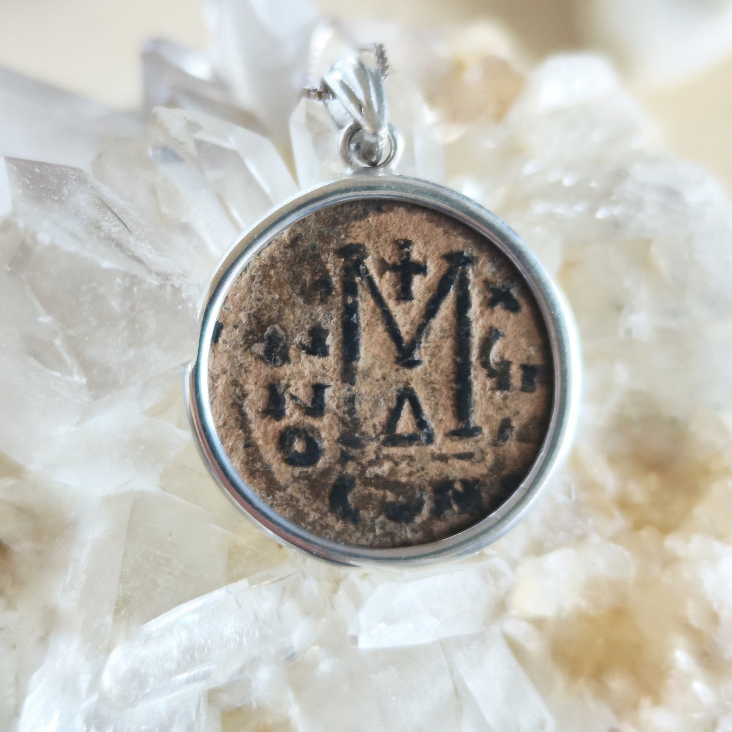 https://i.etsystatic.com/5256414/r/il/a5e0ae/6222511837/il_fullxfull.6222511837_r62m.jpg