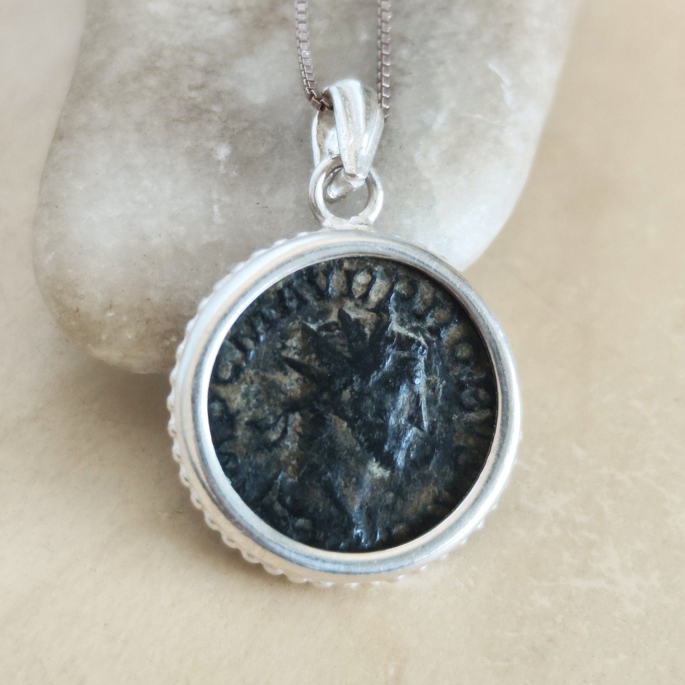 https://i.etsystatic.com/5256414/r/il/4cea7f/6213356685/il_fullxfull.6213356685_rwsa.jpg