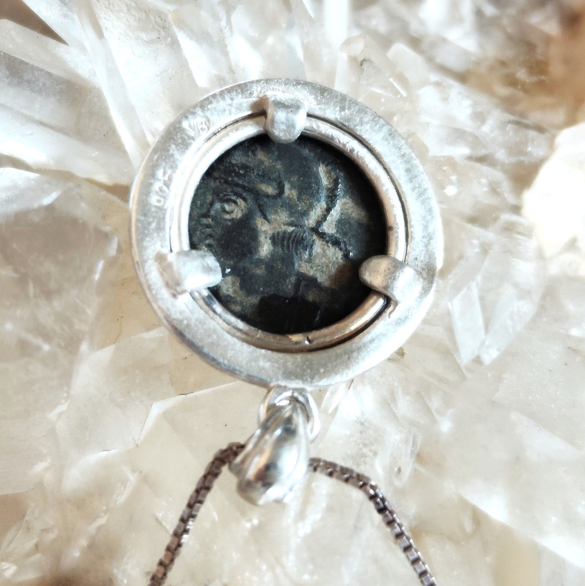 https://i.etsystatic.com/5256414/r/il/0fd7fd/6197466785/il_fullxfull.6197466785_oacn.jpg