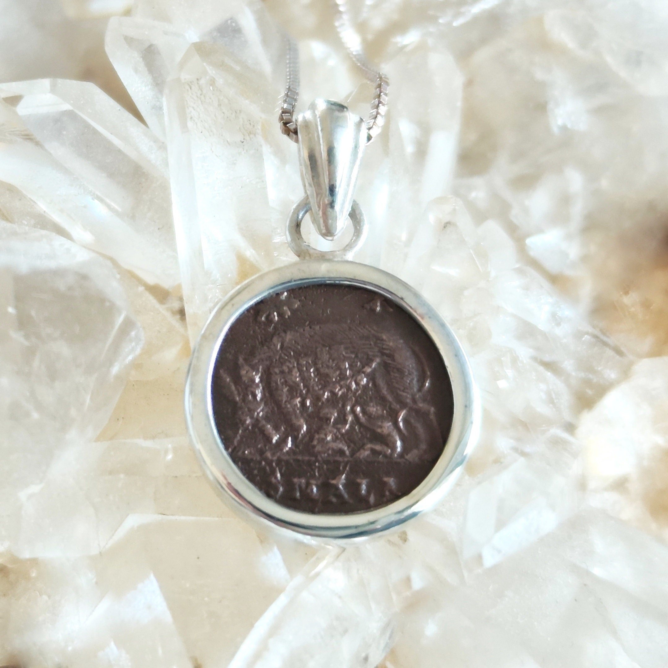 https://i.etsystatic.com/5256414/r/il/0ea1a8/6159051039/il_fullxfull.6159051039_p026.jpg