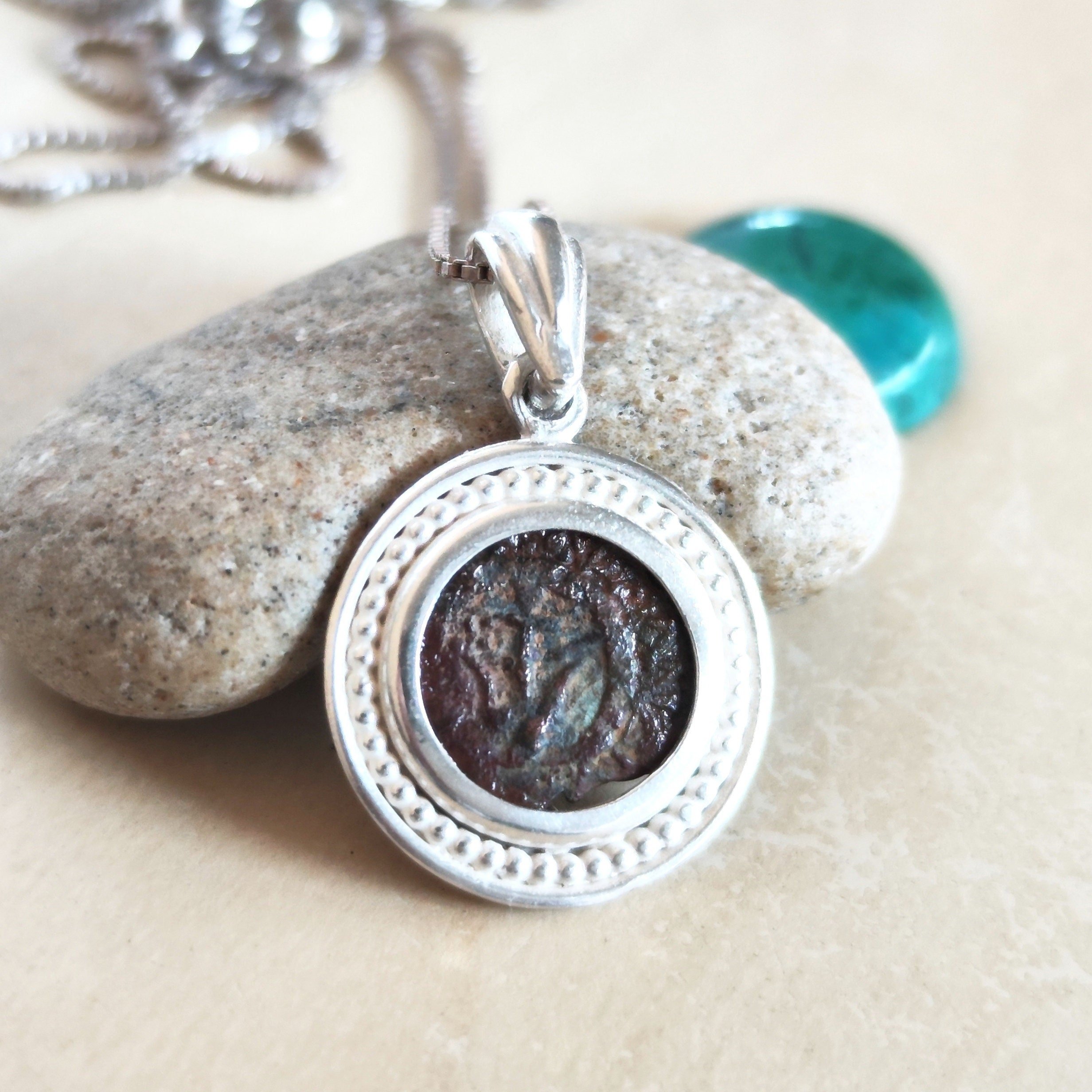 https://i.etsystatic.com/5256414/r/il/05da2f/6104760809/il_fullxfull.6104760809_ffrw.jpg