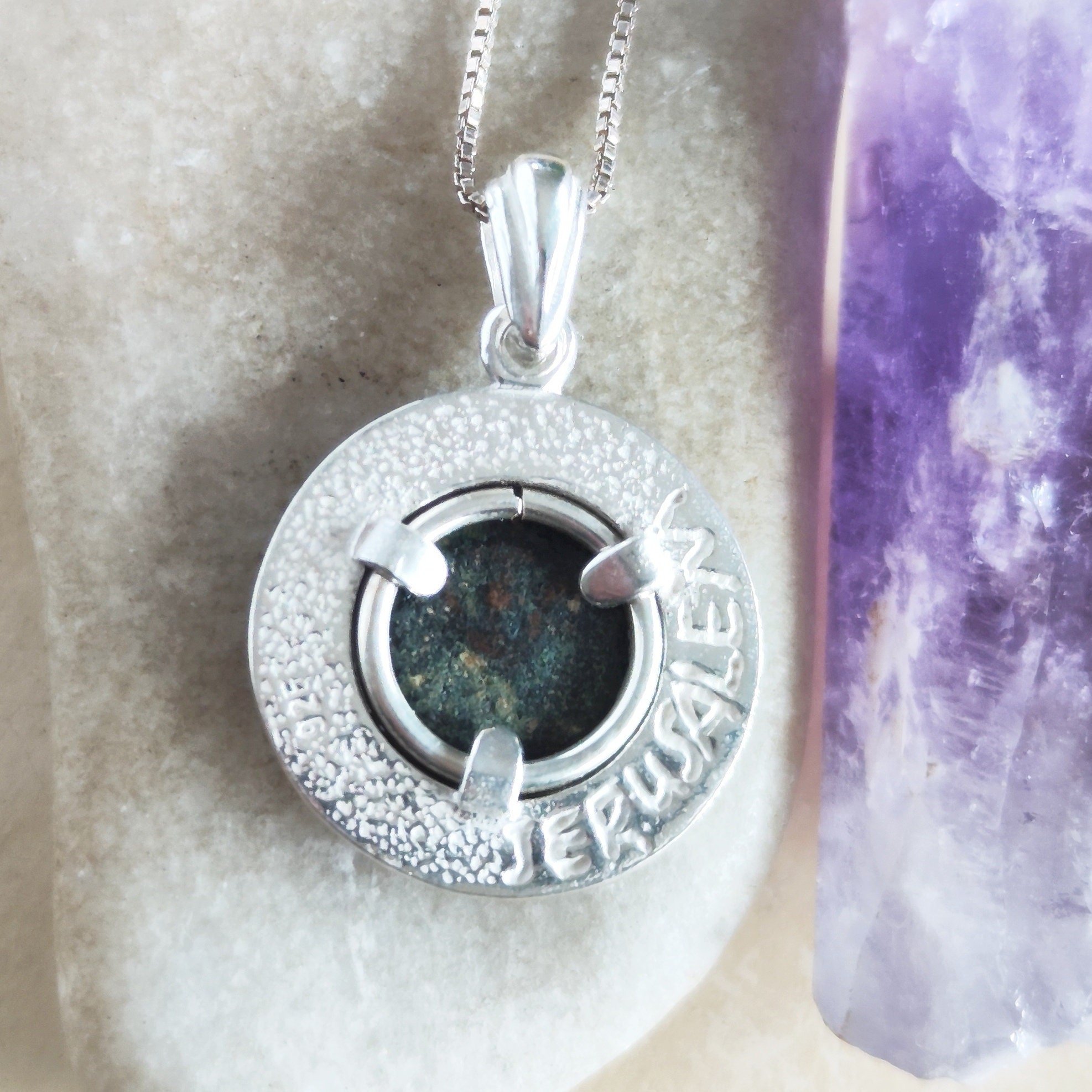 https://i.etsystatic.com/5256414/r/il/5f5d64/5908623198/il_fullxfull.5908623198_j1ab.jpg