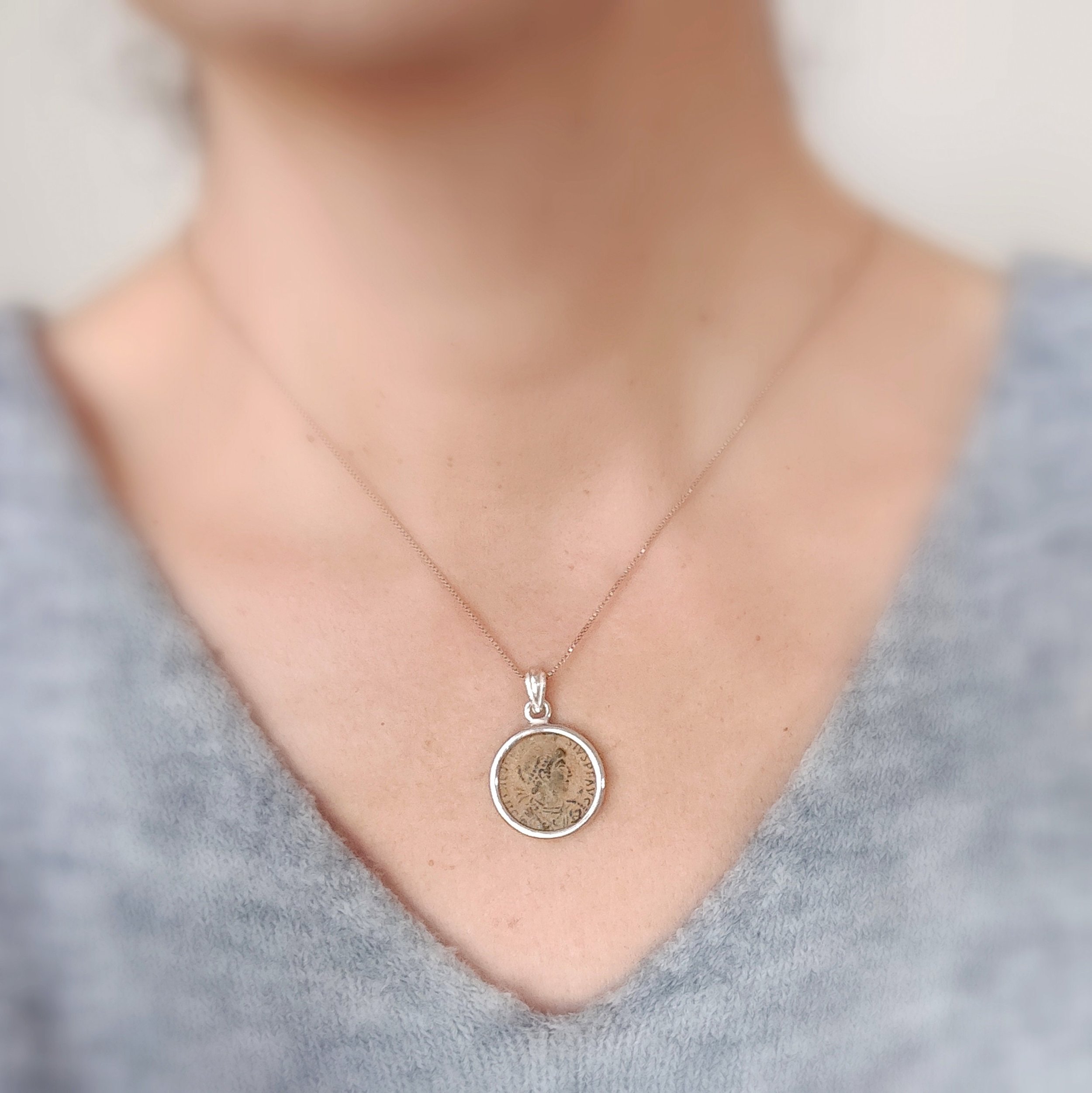 https://i.etsystatic.com/5256414/r/il/d9b692/3743849634/il_fullxfull.3743849634_aycx.jpg