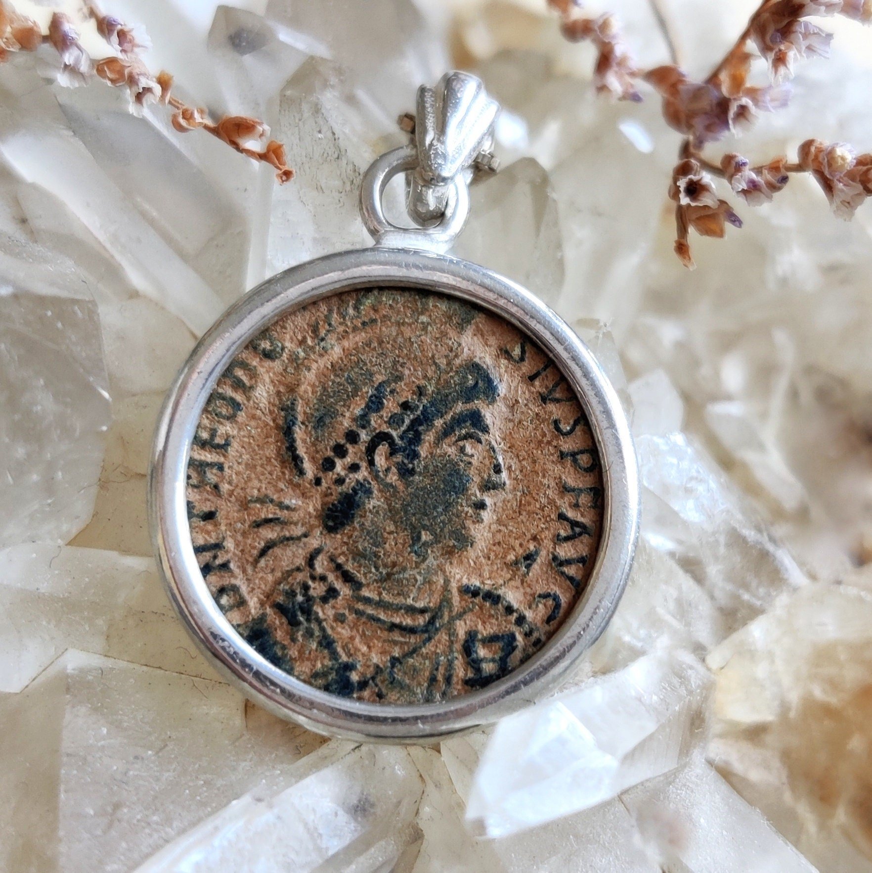 https://i.etsystatic.com/5256414/r/il/7123d4/3743849646/il_fullxfull.3743849646_c9zr.jpg