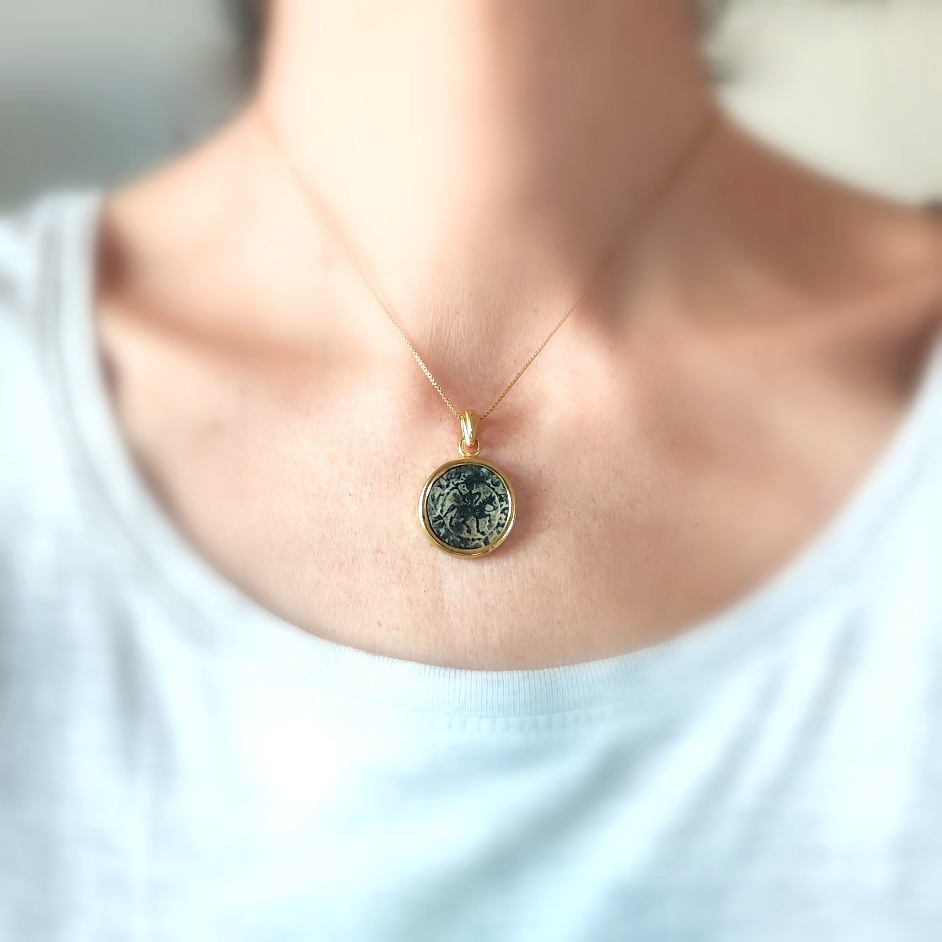 https://i.etsystatic.com/5256414/r/il/972063/5675717337/il_fullxfull.5675717337_n0q6.jpg