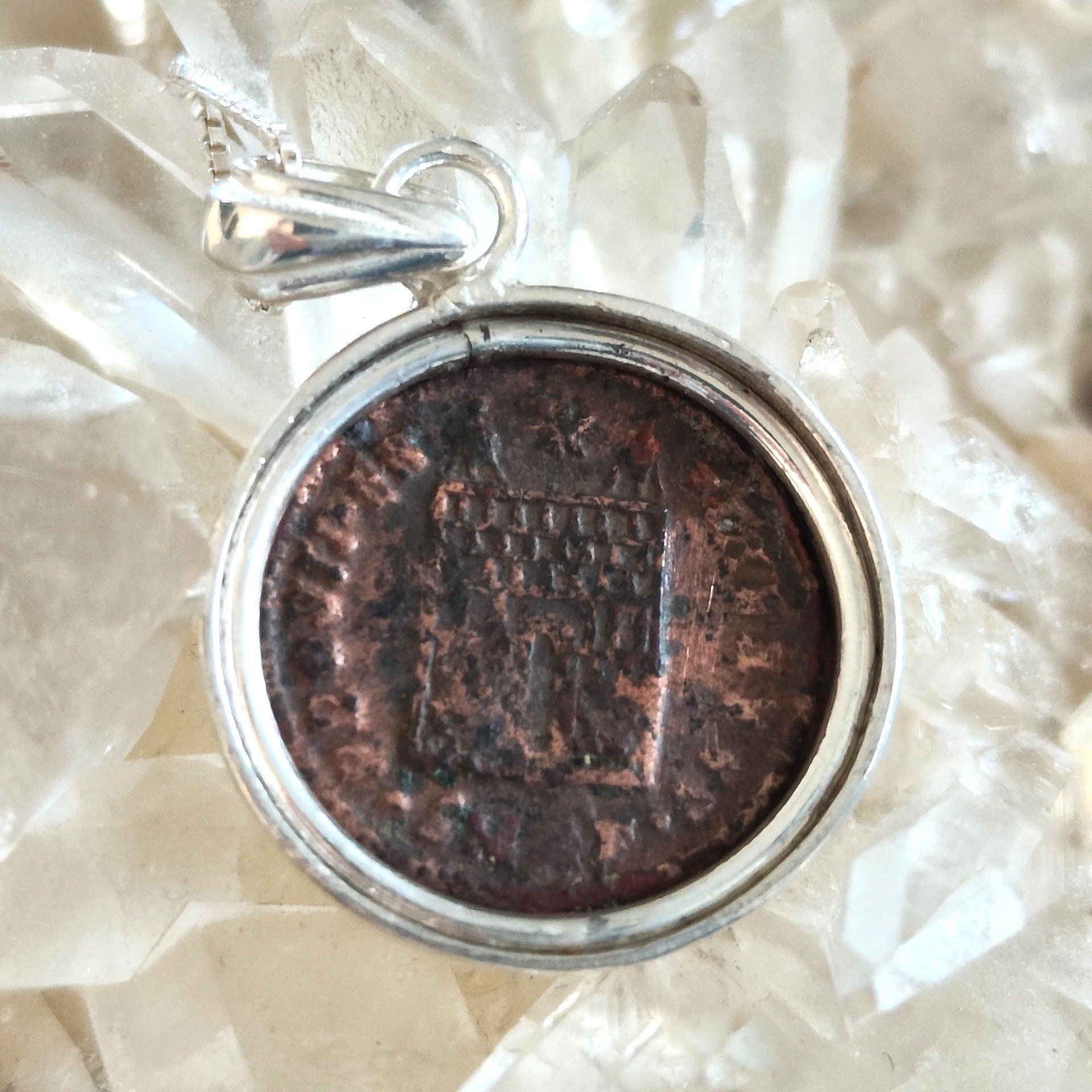 https://i.etsystatic.com/5256414/r/il/ca5616/5421700090/il_fullxfull.5421700090_pi70.jpg