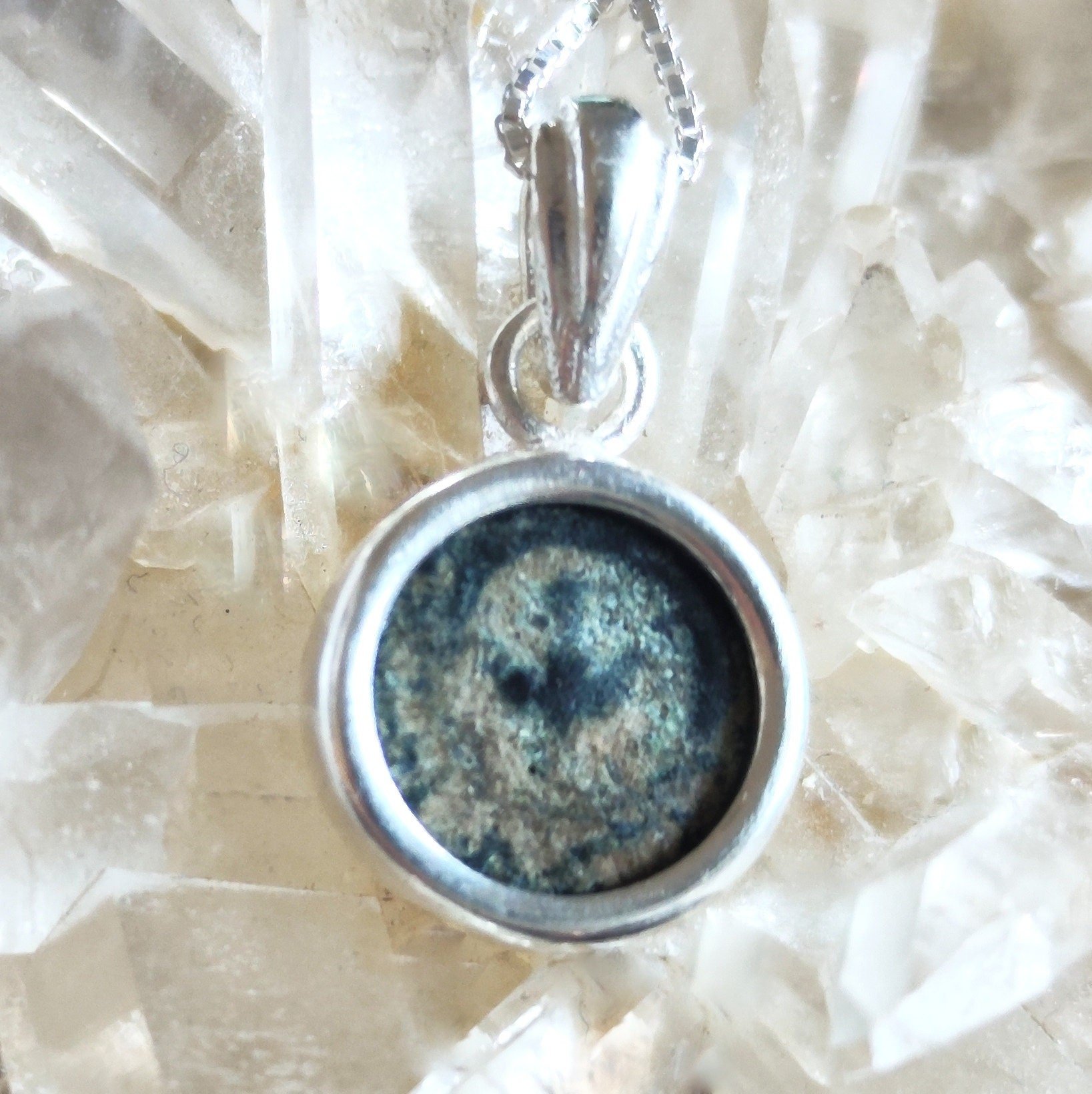 https://i.etsystatic.com/5256414/r/il/7130a2/5300233367/il_fullxfull.5300233367_sp93.jpg