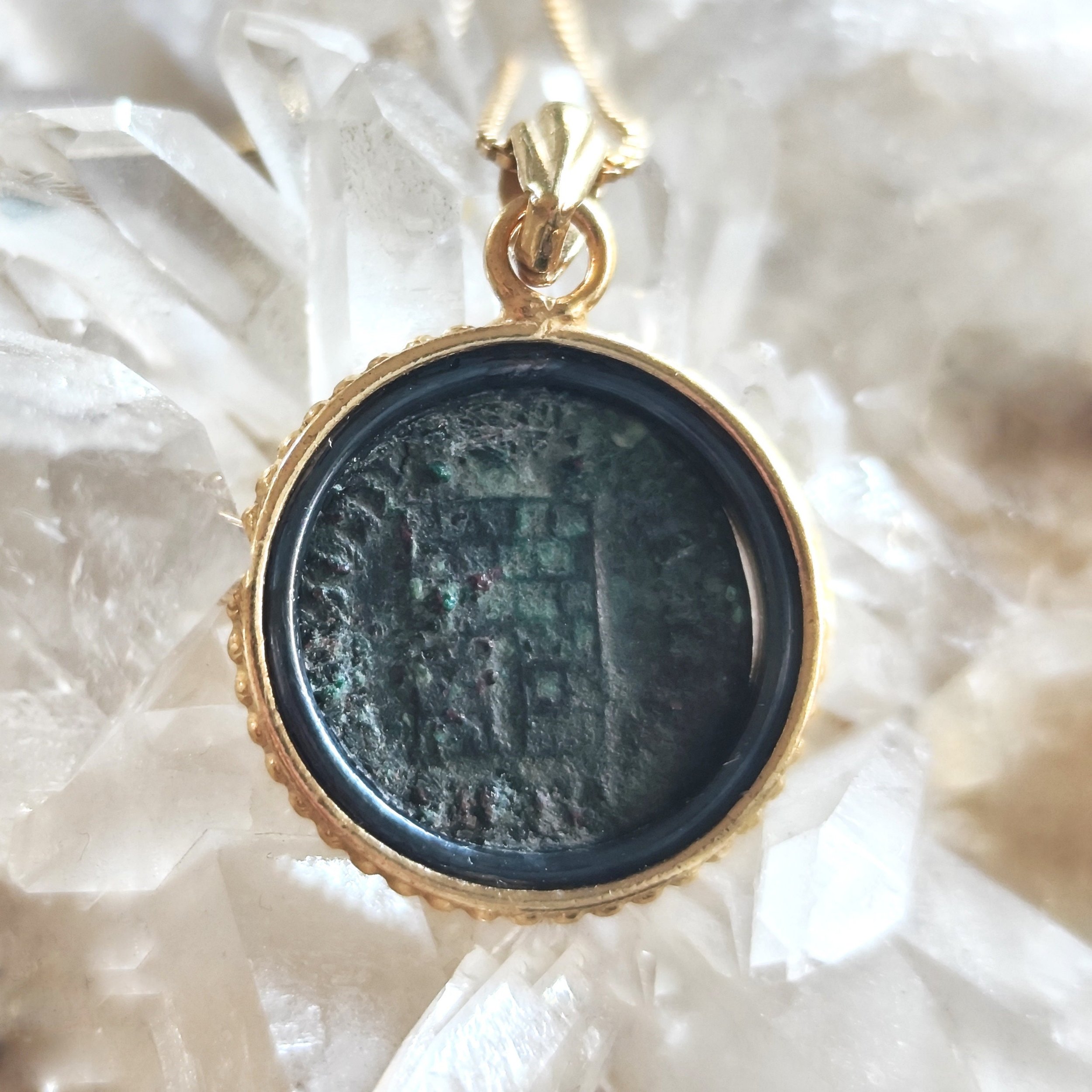 https://i.etsystatic.com/5256414/r/il/1a9e19/5228976476/il_fullxfull.5228976476_o86a.jpg