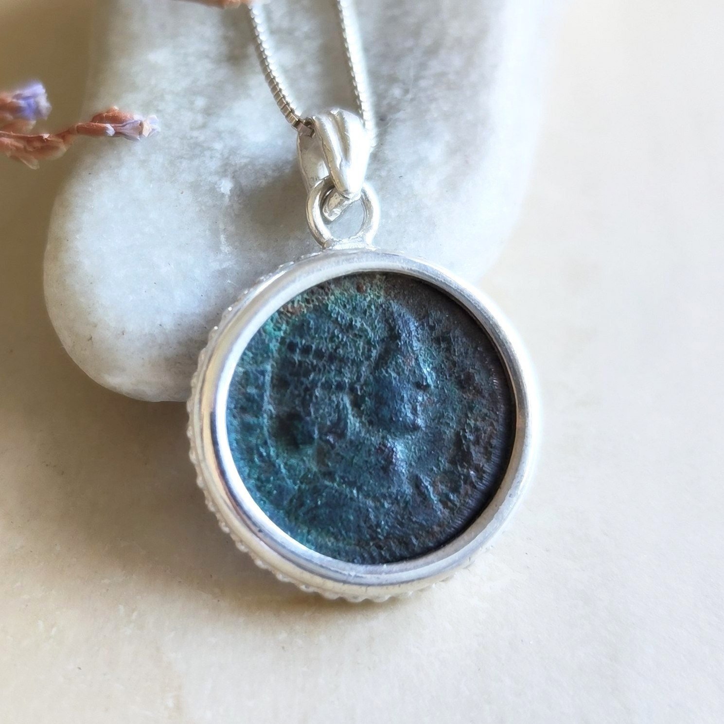 https://i.etsystatic.com/5256414/r/il/5ec167/5222199273/il_fullxfull.5222199273_odnu.jpg