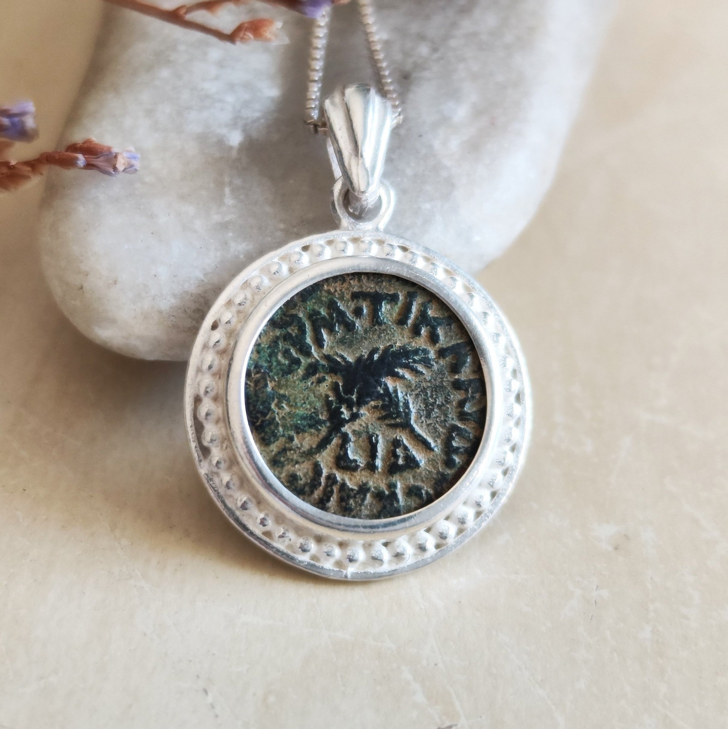 https://i.etsystatic.com/5256414/r/il/a79f92/5110112272/il_fullxfull.5110112272_1y6b.jpg