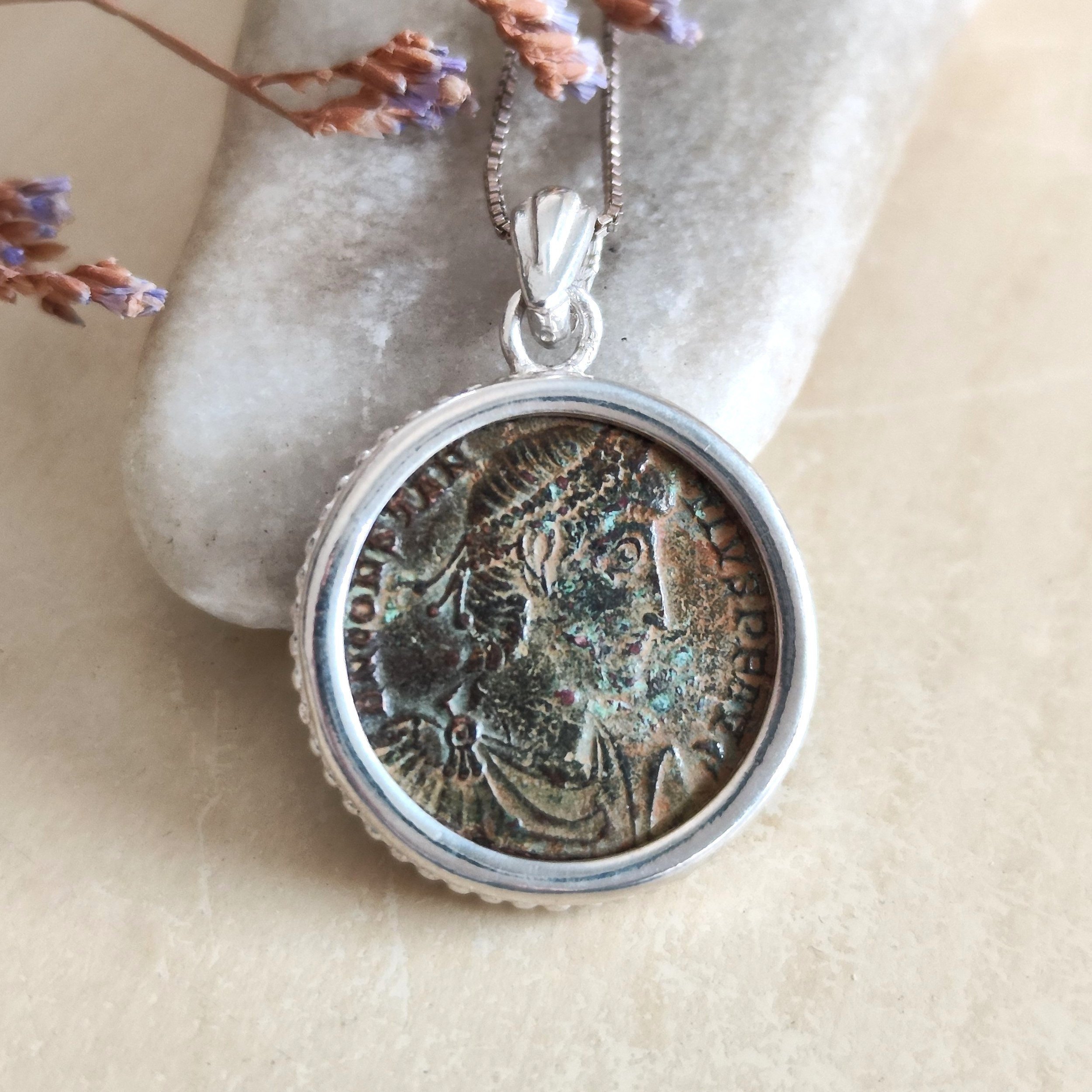 https://i.etsystatic.com/5256414/r/il/94fd0c/4999187403/il_fullxfull.4999187403_jsfu.jpg