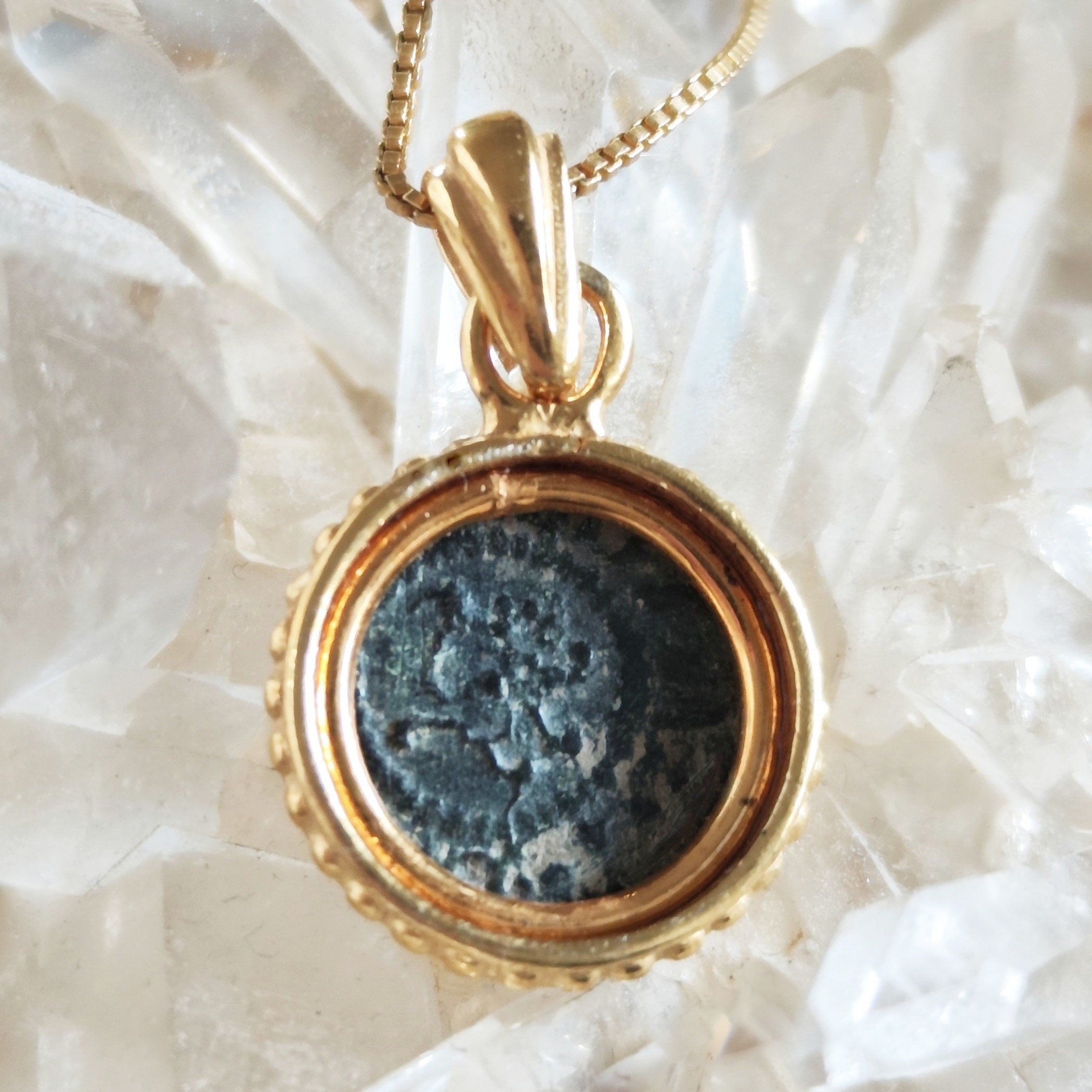 https://i.etsystatic.com/5256414/r/il/64d5c9/5577807941/il_fullxfull.5577807941_a339.jpg