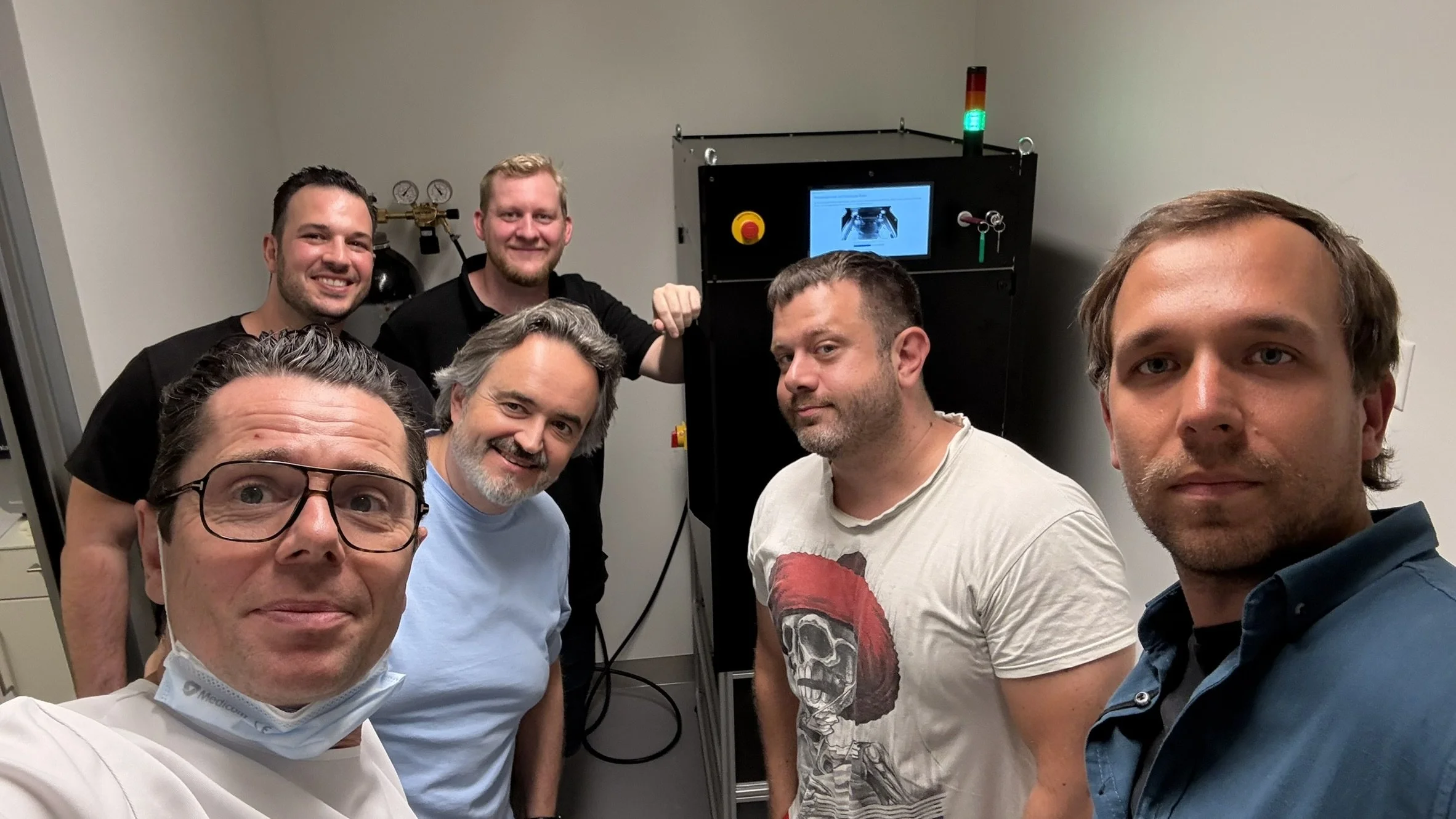 Maschinenauslieferung in die Zahnarztpraxis