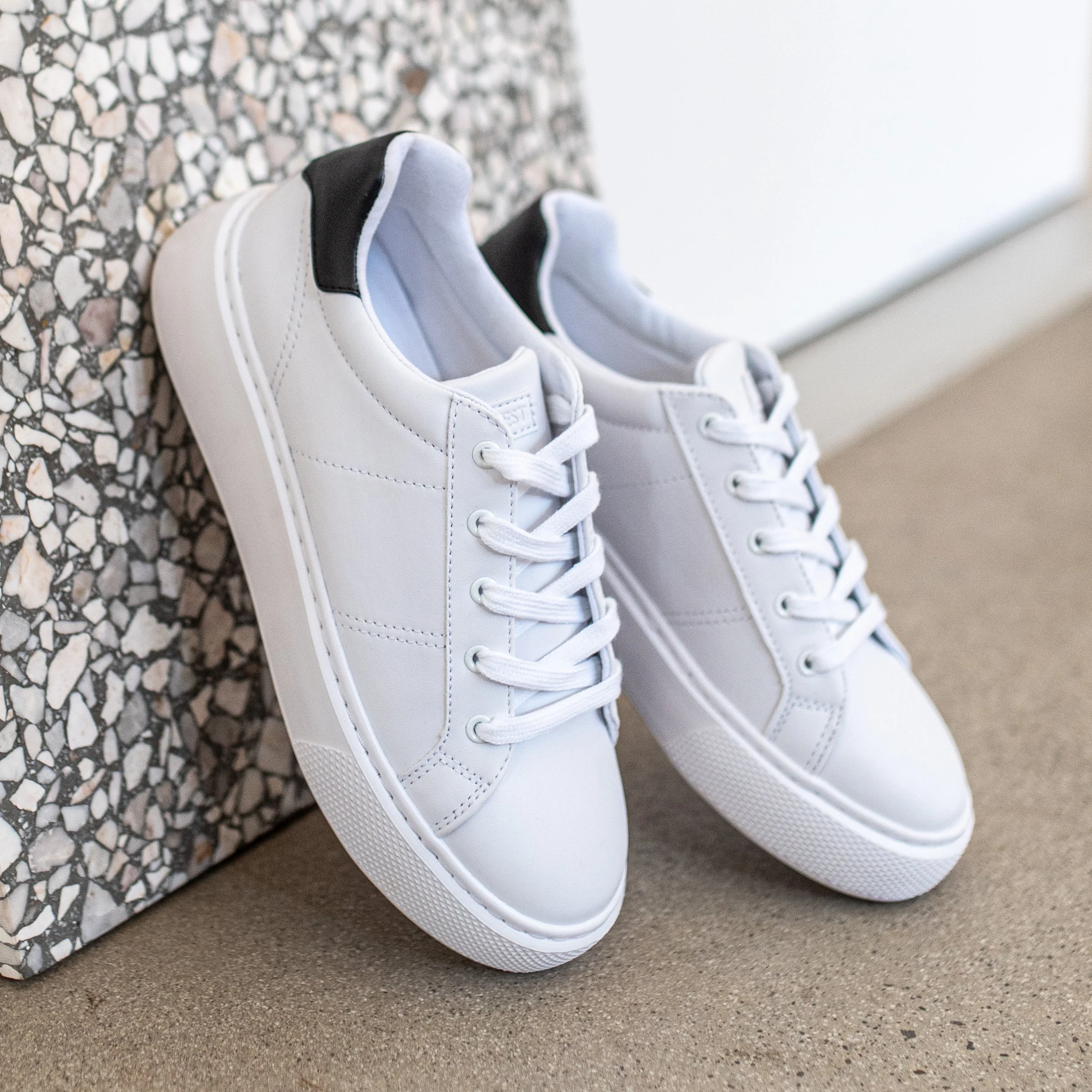 Kenee-White-1.jpg