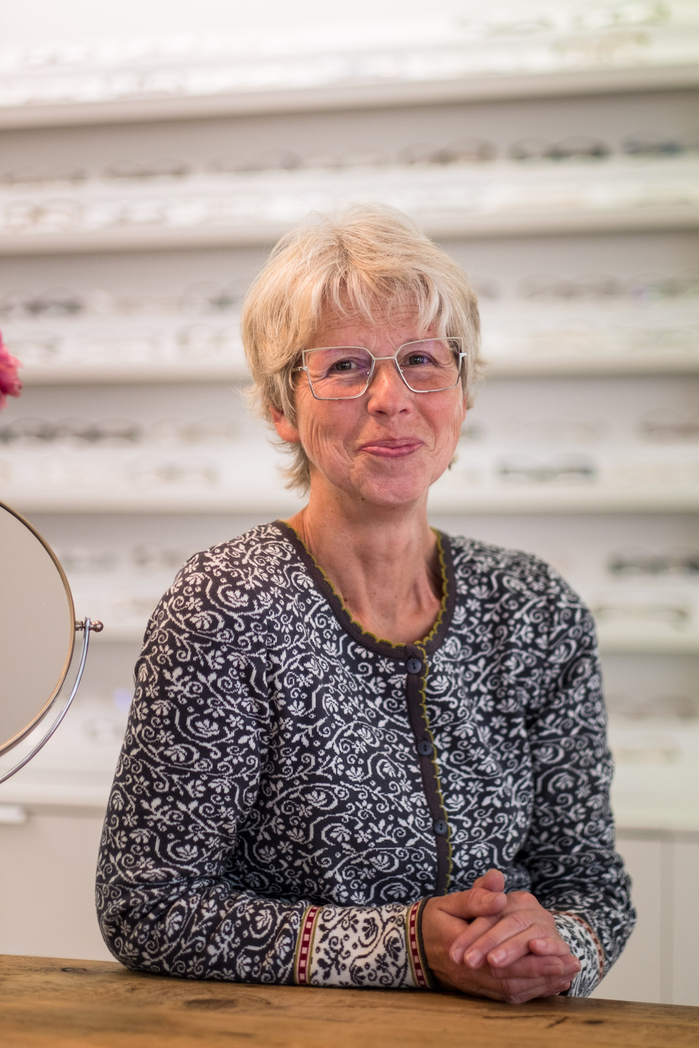 Die Optikerin