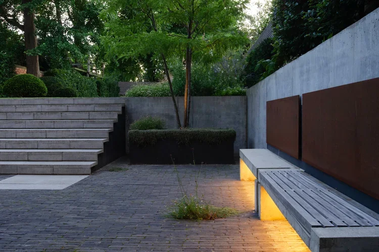 Glass, Concrete &amp; Stone