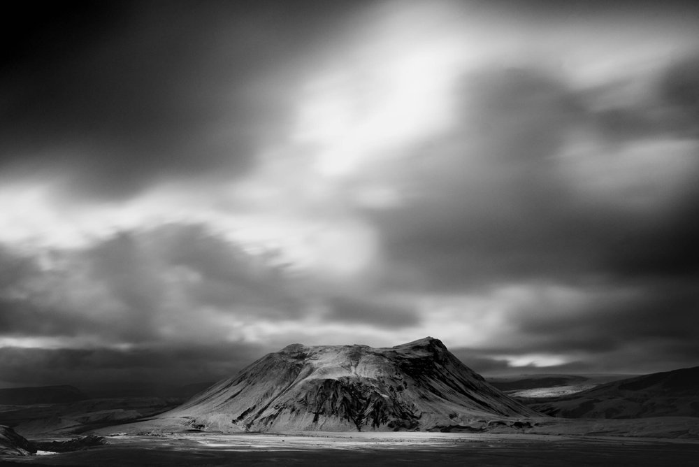 a mountain landscape in Iceland