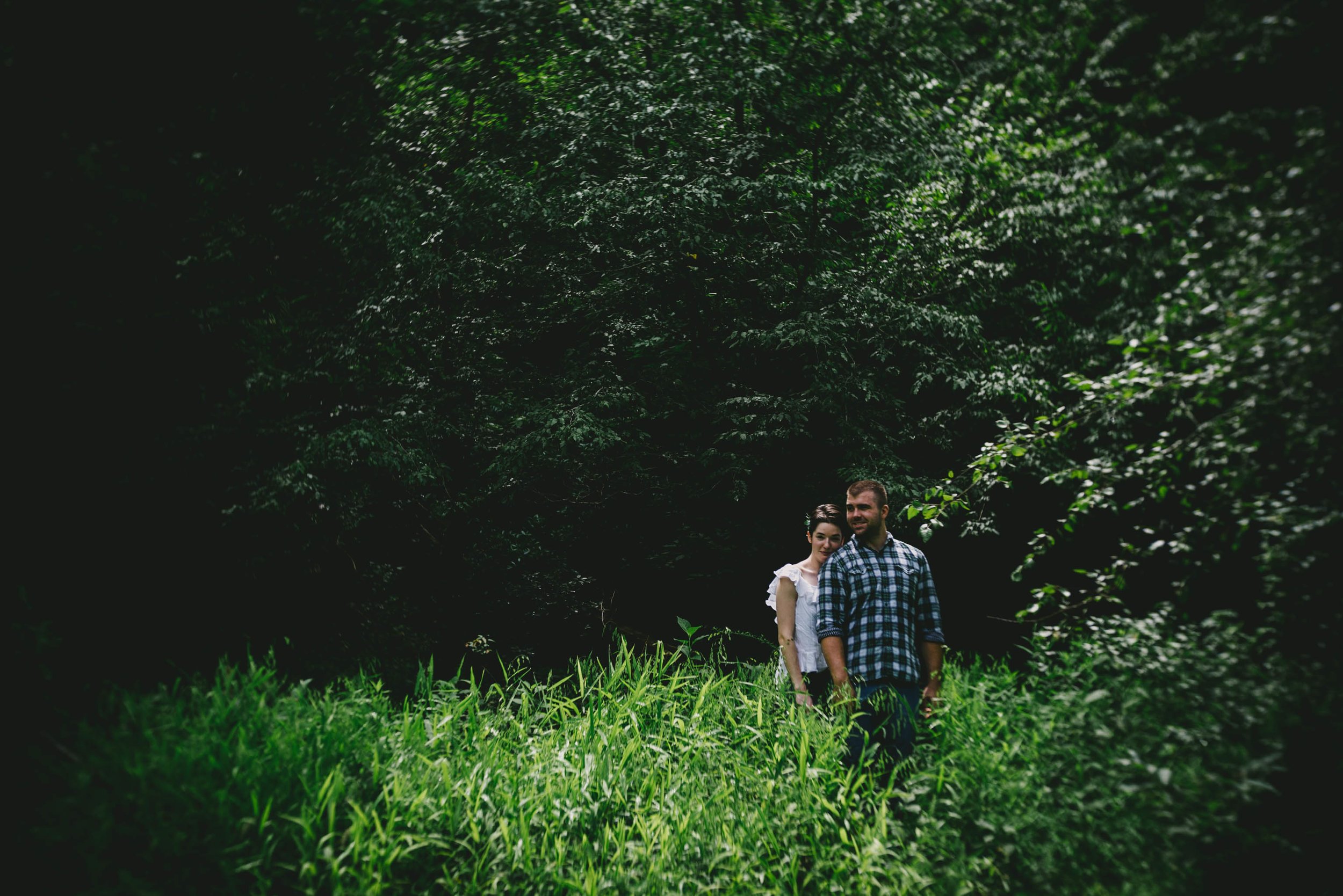 romantic_eno_river_engagement_photo.jpg