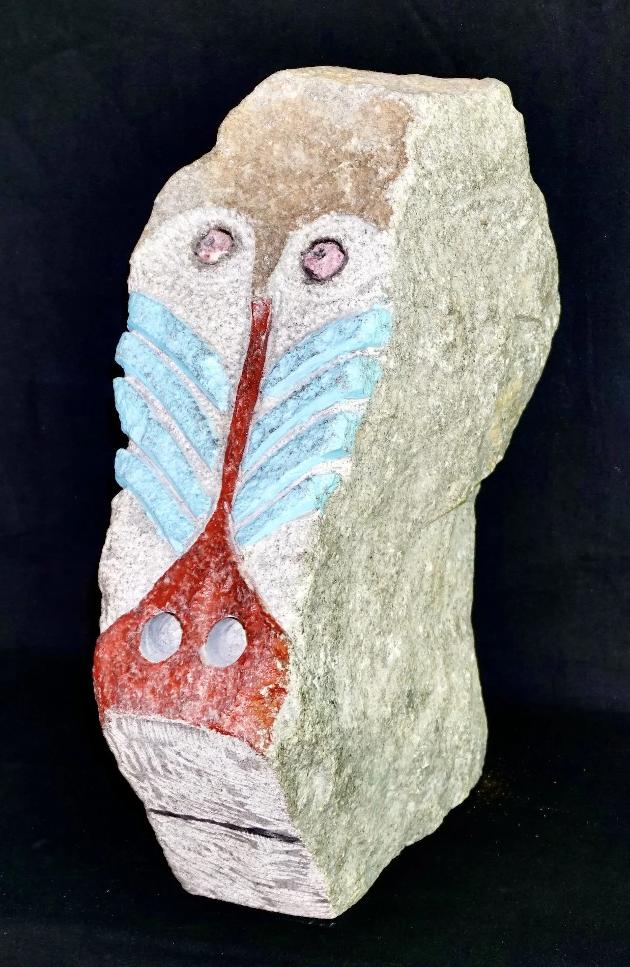 LE DISCIPLE DE SHAMASH, H 14’’ X L 6’’ X P 12’’, minerais de graphite gravé et ciselé. (Claude Lessard)