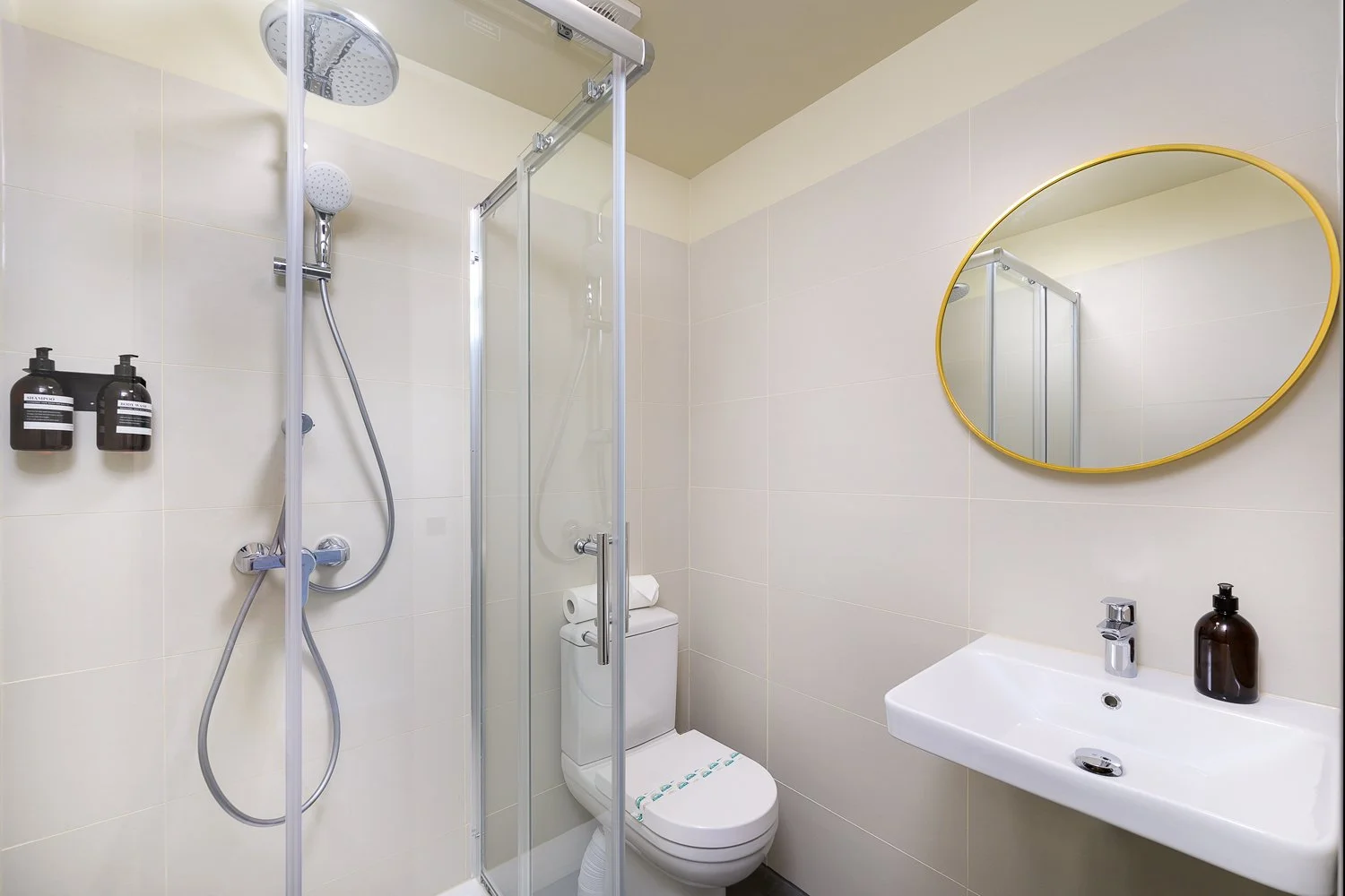 ROOM-15-7.jpg