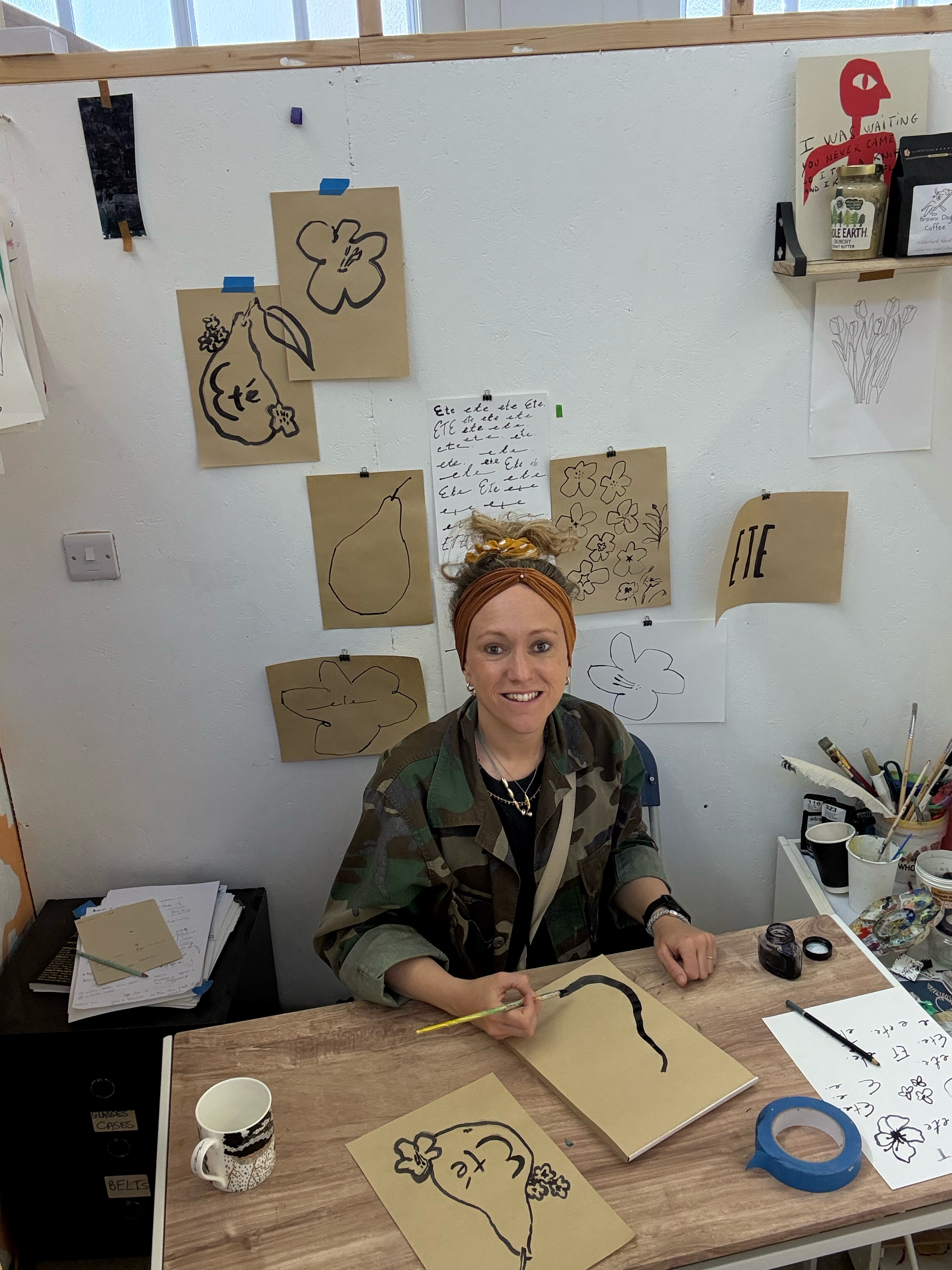 artist photo doing ete logo.png