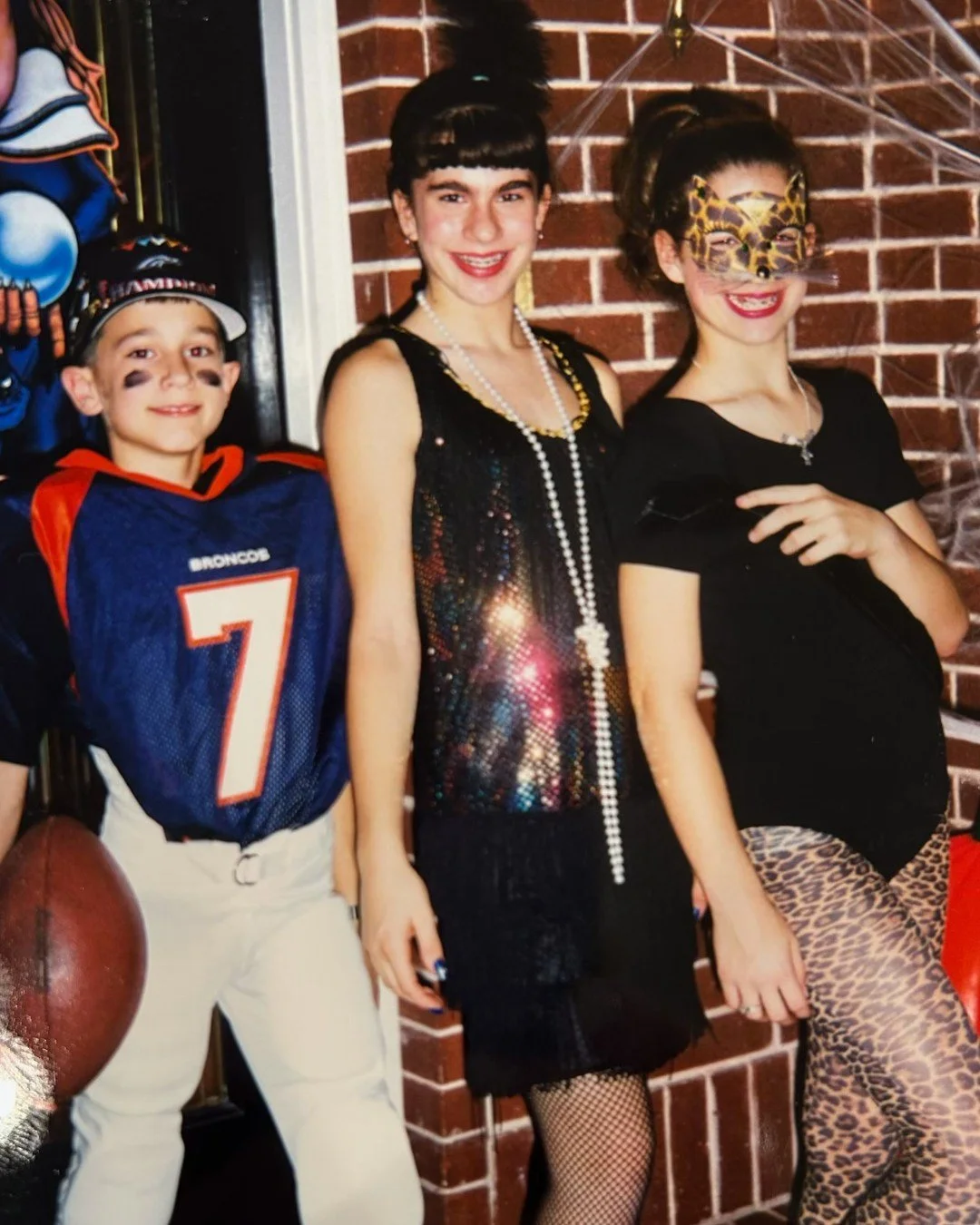 🎃 Happy Halloween from our hauntingly, terrific crew!

#LetsRally