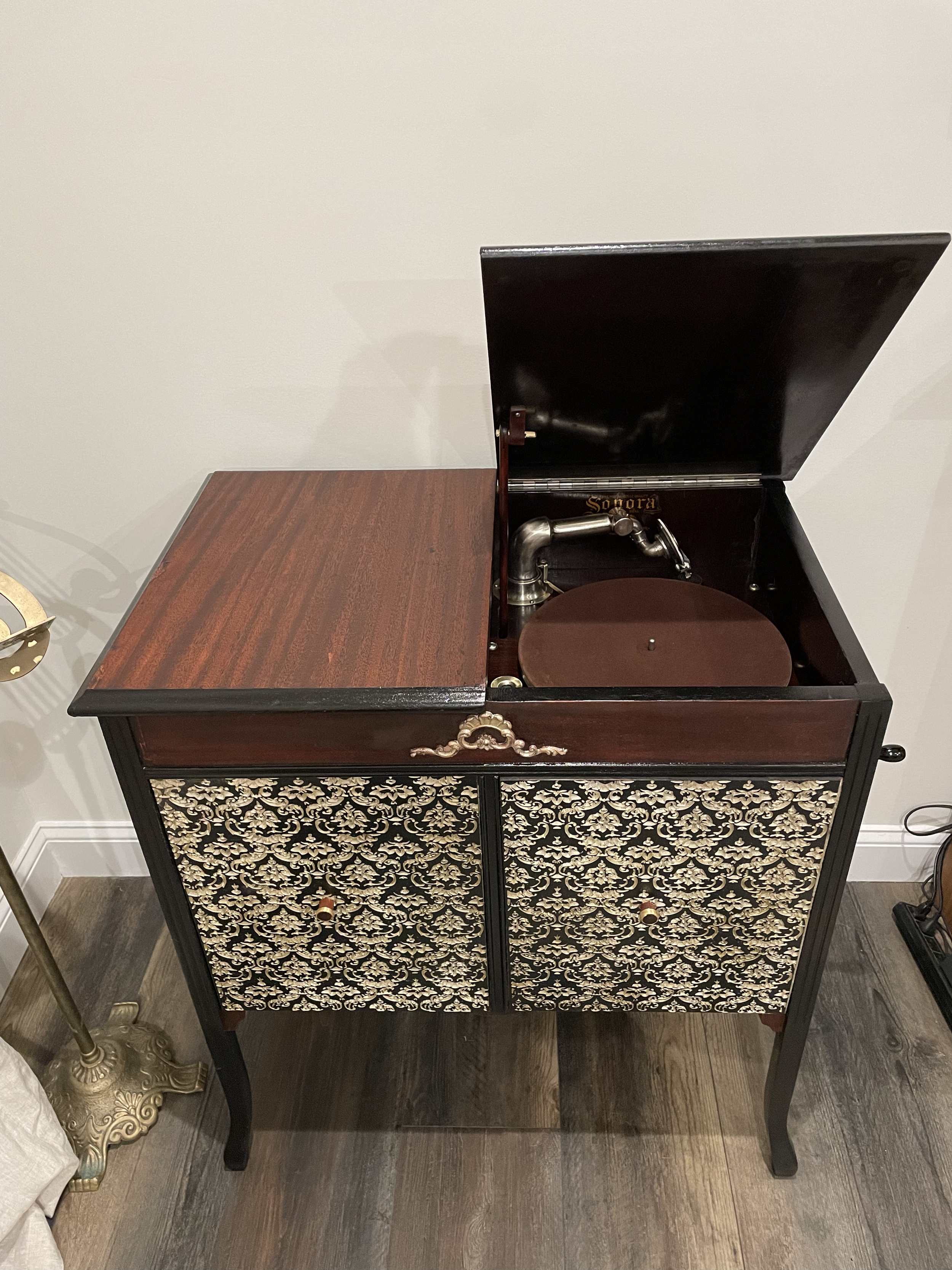 Sonora phonograph 5.png