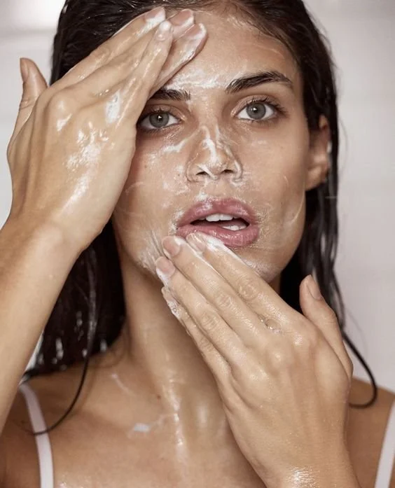 6 Easy Things You Can Do To Get Rid Of Oily Skin