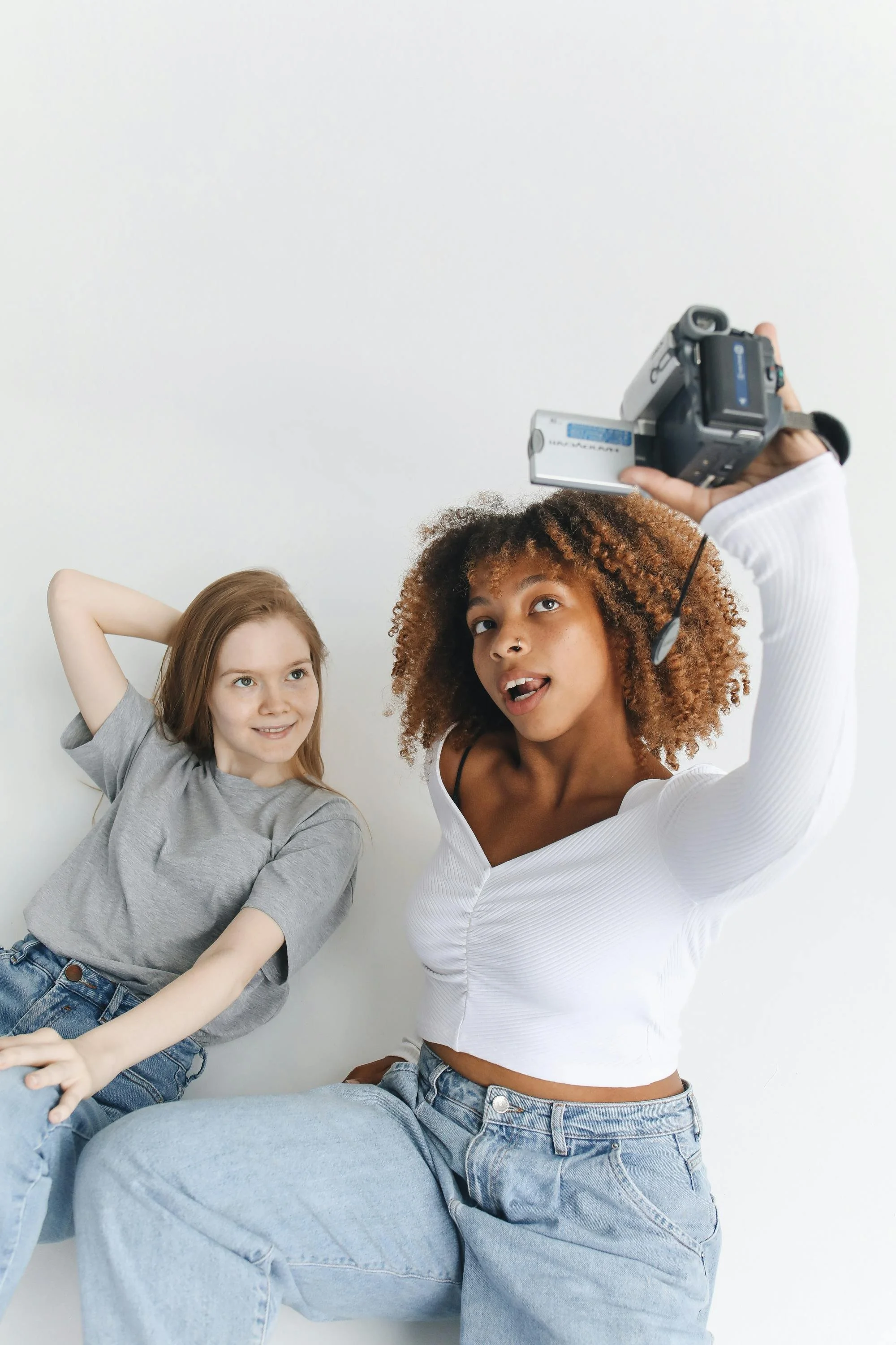 5 Selfie Secrets: How to Capture Your Best Angle Every Time