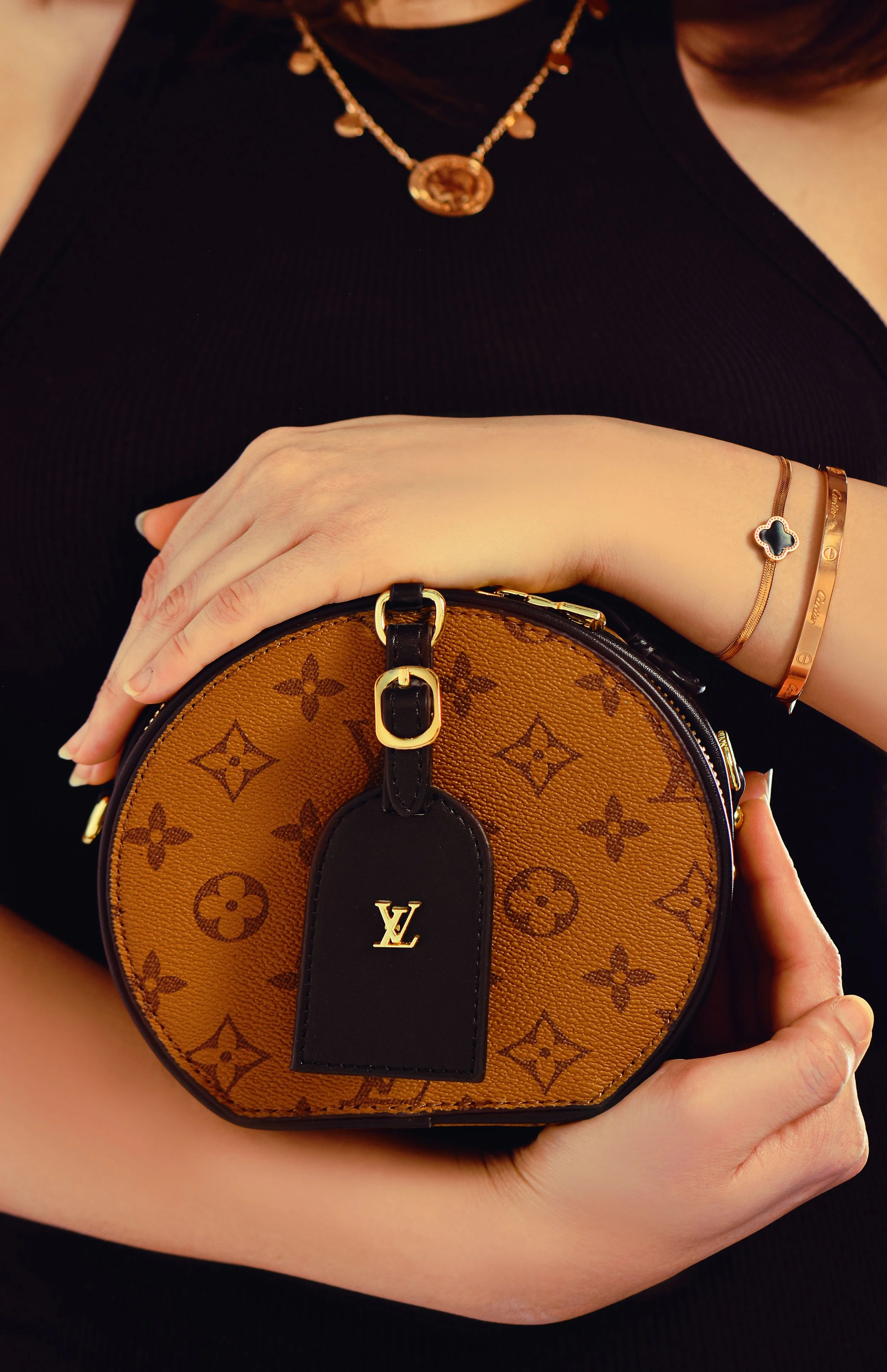 Best Luxury Bag Shops for Finding Unique Pre Owned Pieces