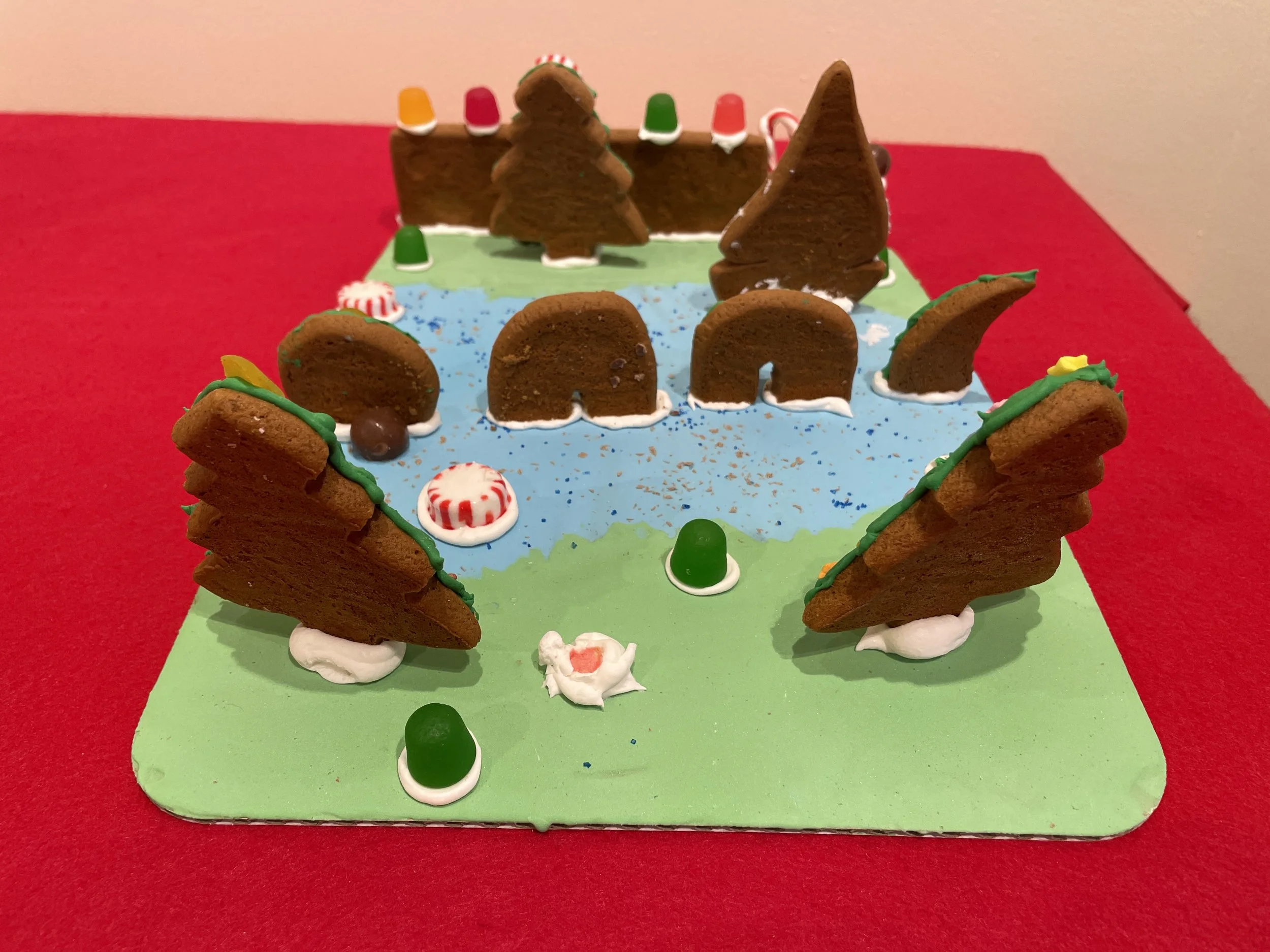 Isabel Bettencourt Gingerbread 2022 00003.JPG