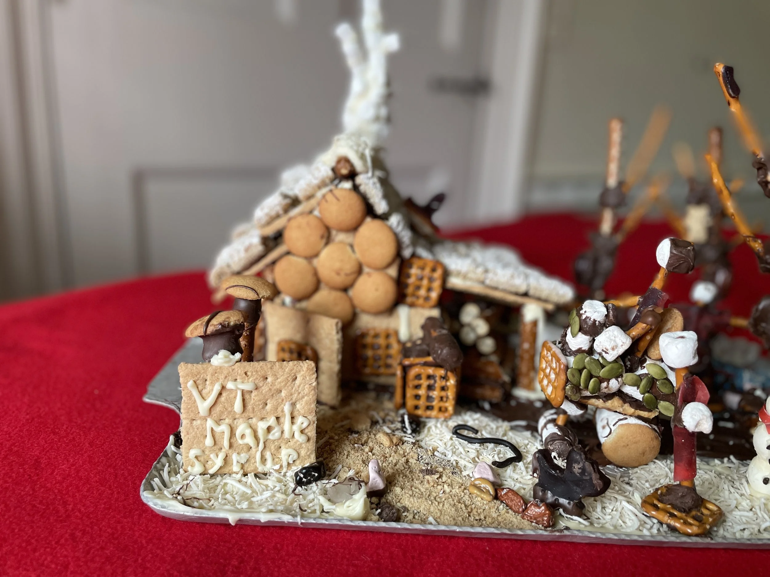 4-H Critter Creek Gingerbread 2022 04.jpg